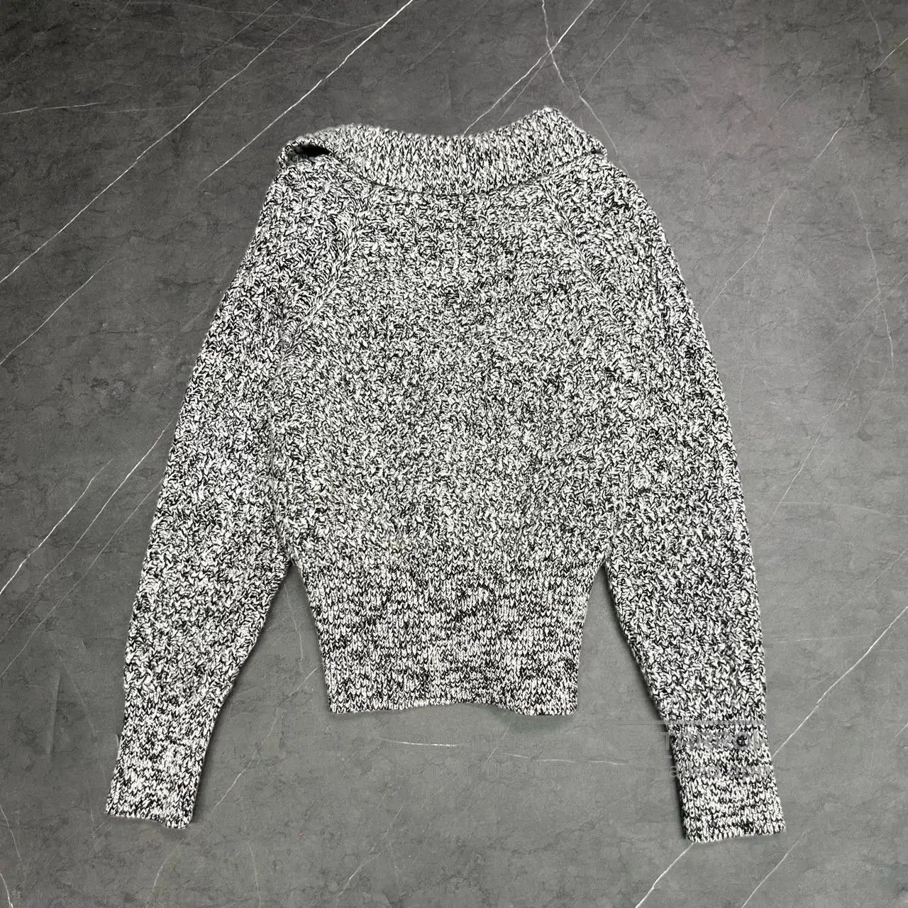 Louis Vuitton Louis Vuitton 23FW Gold Chain Knit Cardigan| Size S / US 4 / IT 40 - 2 Thumbnail