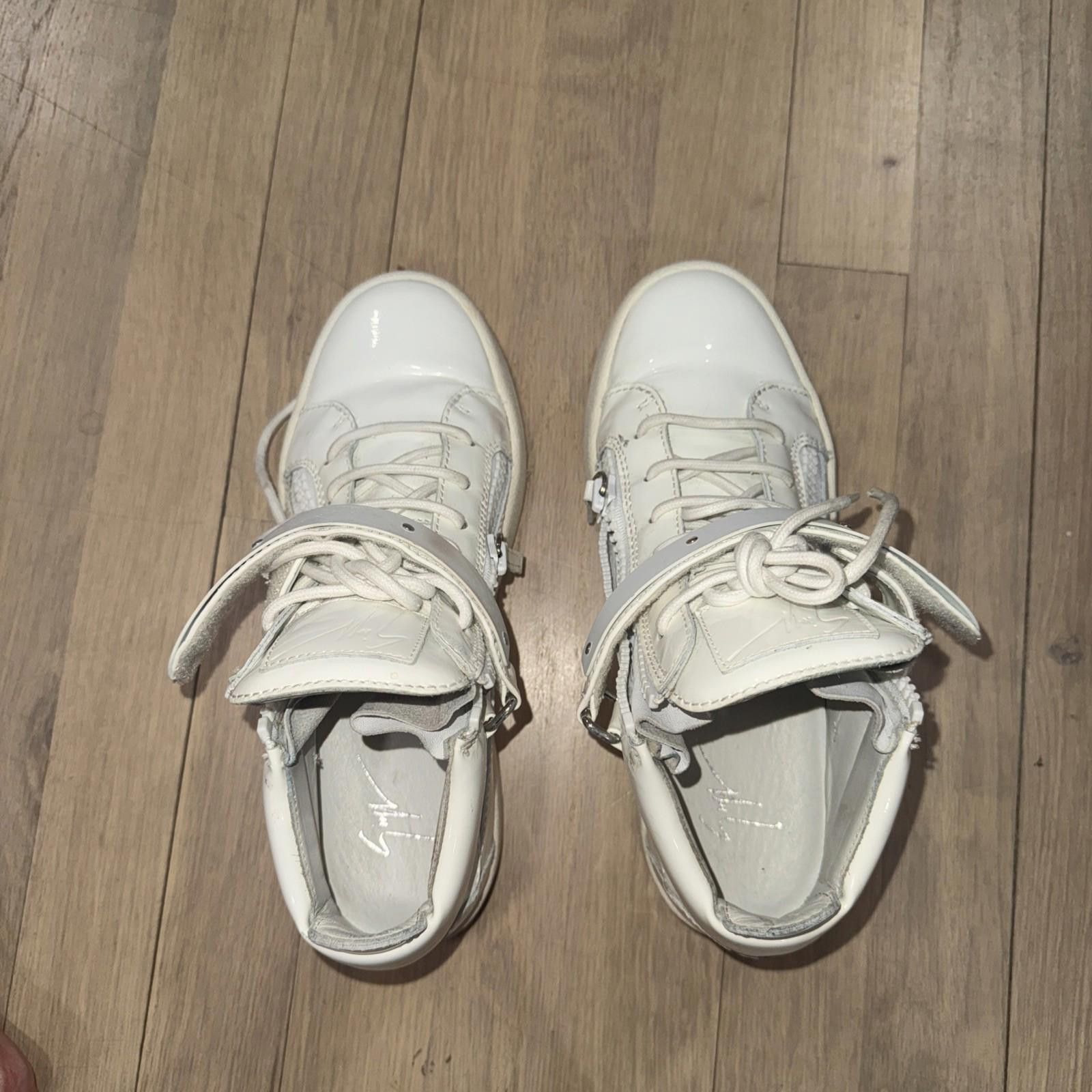Giuseppe Zanotti Giuseppe Zanotti Women‘s White patent leather Sneakers Sz 39 Size US 8 / IT 38 - 6 Thumbnail
