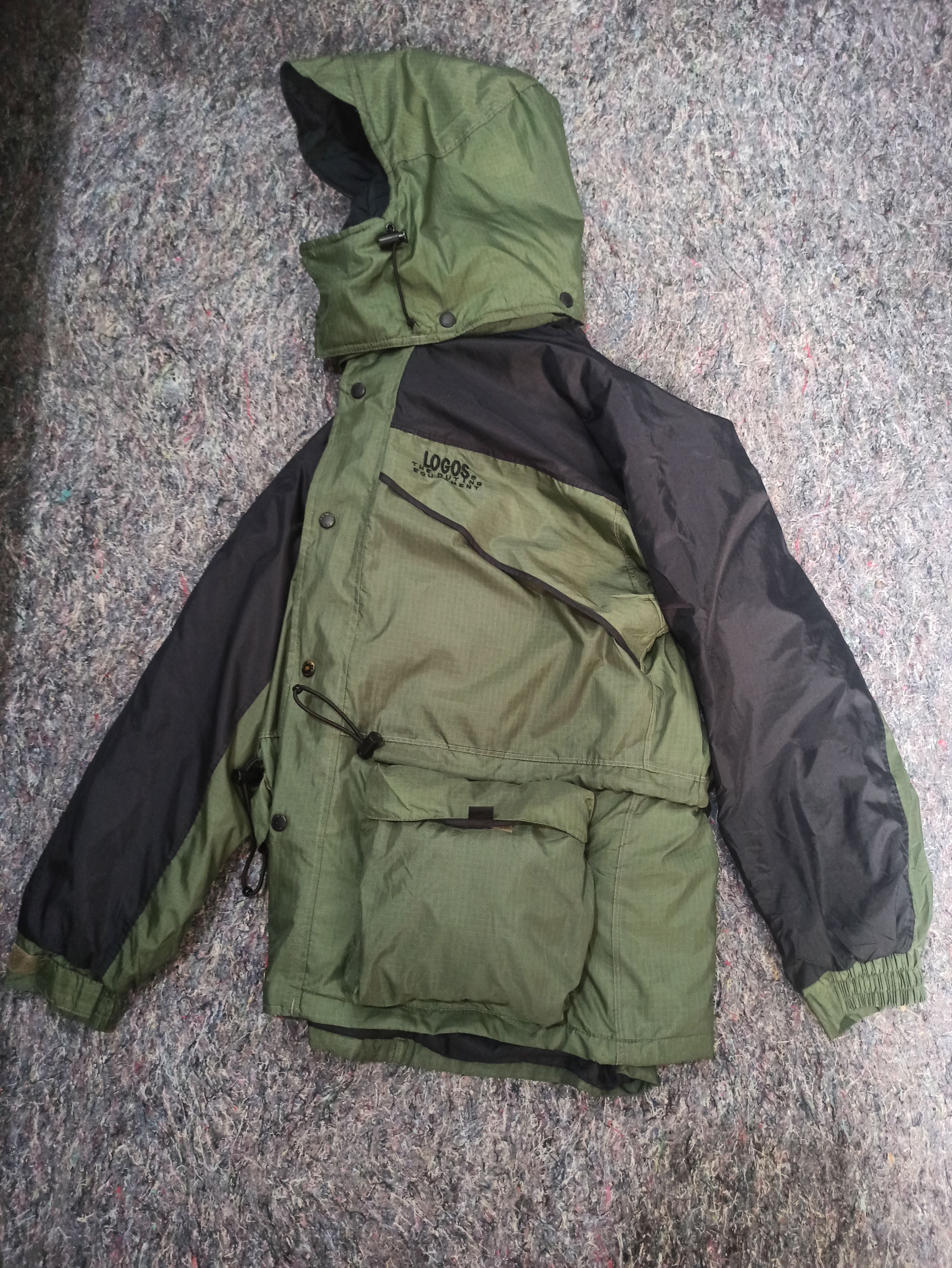 image of Goretex x Outdoor Life Logos Gorpcore 3D Pocket in Green, Men's (Size Large)