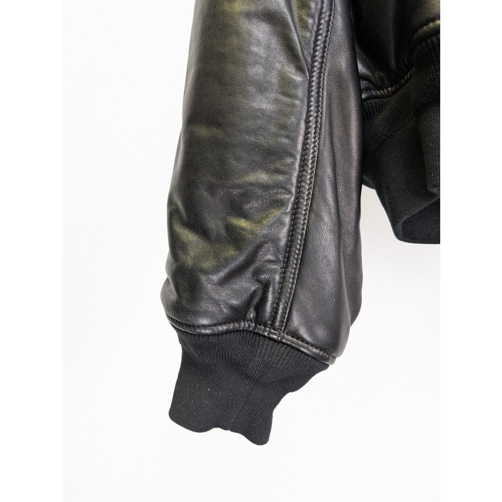 Balenciaga o1rshd1 Back Logo Leather Down Jacket in Black Size US L / EU 52-54 / 3 - 8 Thumbnail