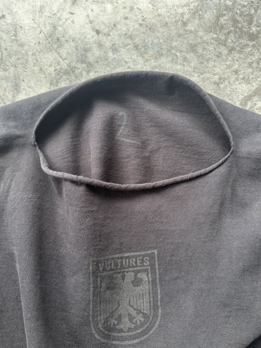 Kanye West × Yeezy Kanye West Vultures Long Sleeve Tee Size US XL / EU 56 / 4 - 5 Thumbnail