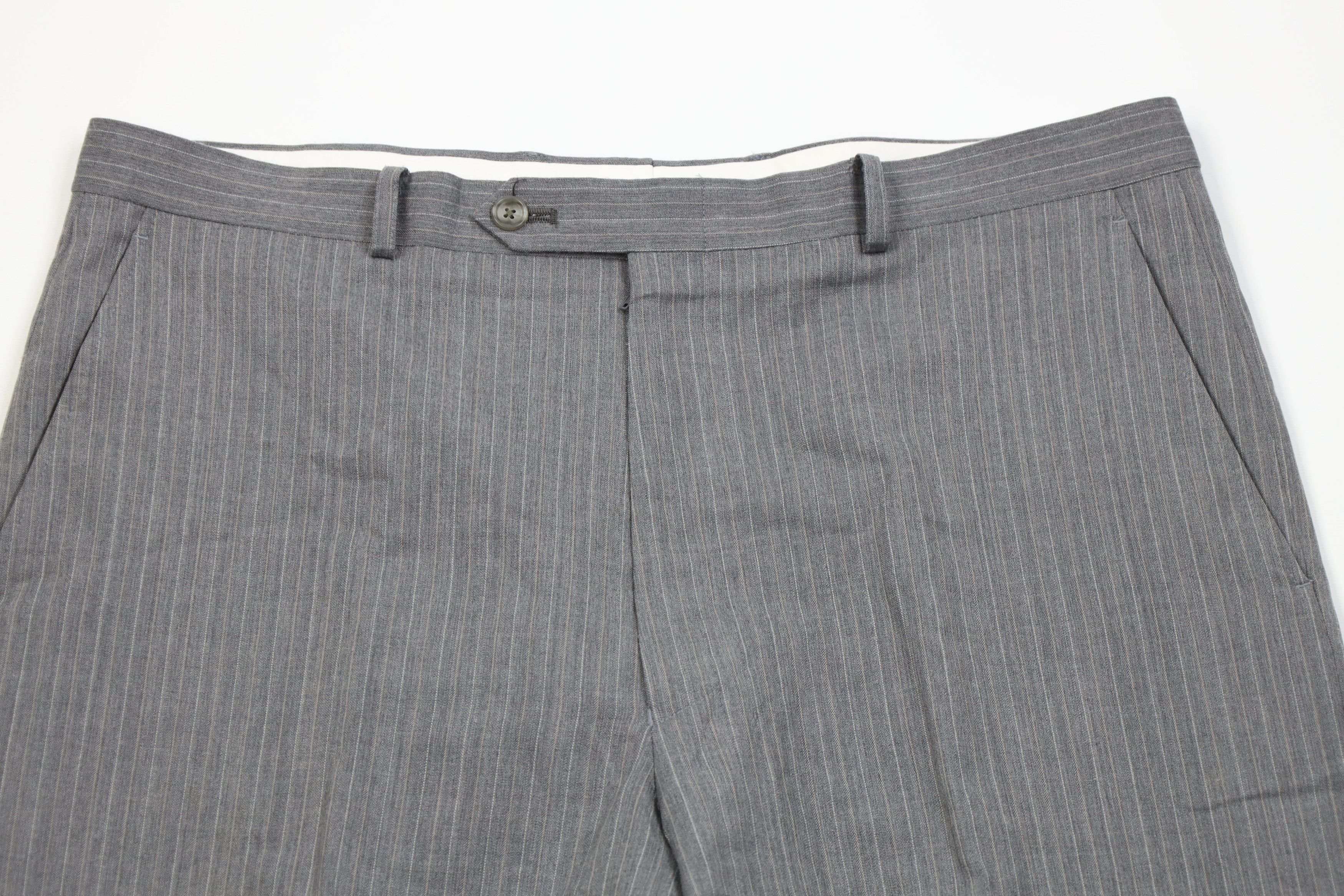Vintage Vintage 90s Streetwear 3 Piece Wool Pinstriped Suit Size 44L - 24 Thumbnail