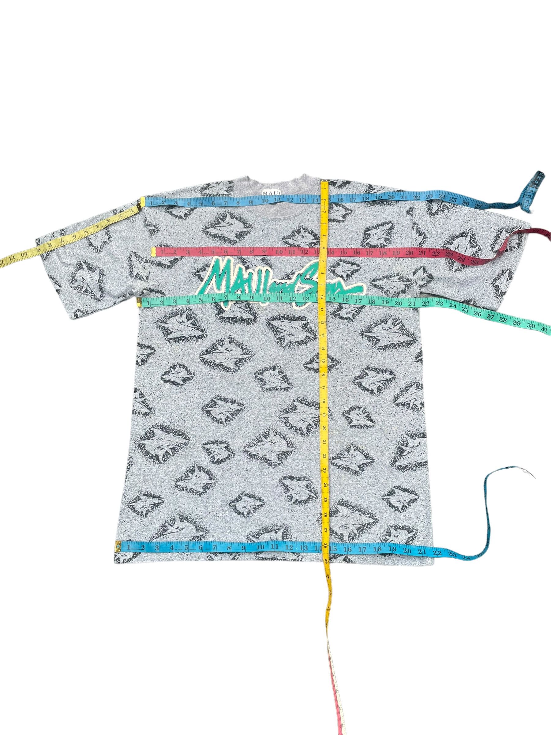 Maui and Sons Vintage Maui & Sons Full Print Tshirt Size US L / EU 52-54 / 3 - 5 Thumbnail