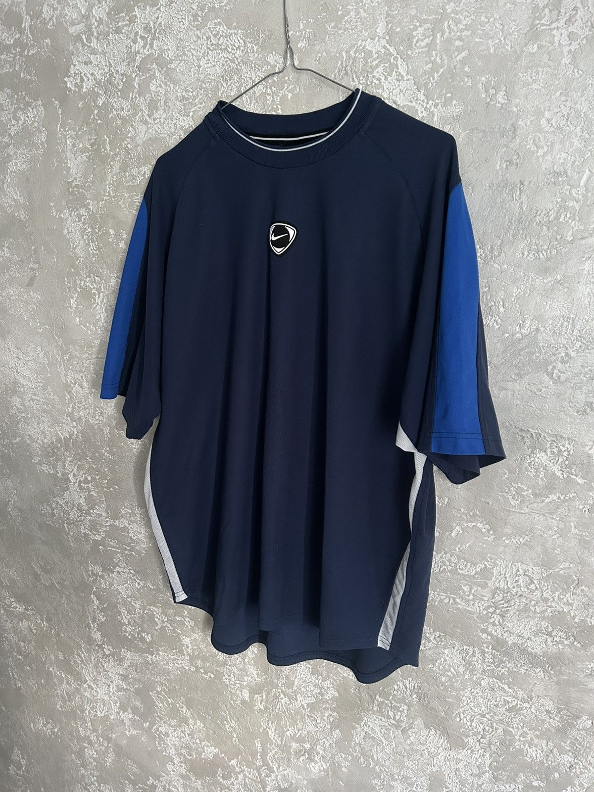 Nike Nike TN Vintage Jersey Center Logo T-shirt Tee Size US L / EU 52-54 / 3 - 1 Thumbnail