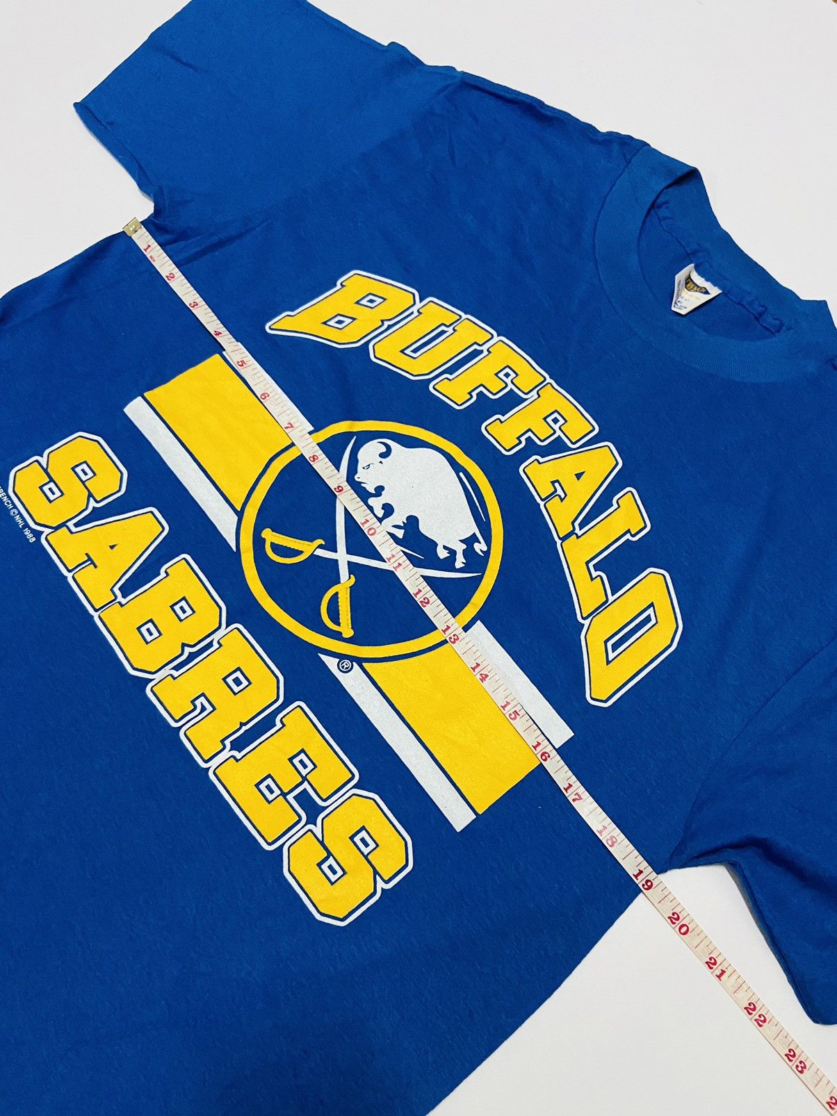 NHL VINTAGE NHL BUFFALO SABERS 80's TEE Size US L / EU 52-54 / 3 - 7 Thumbnail