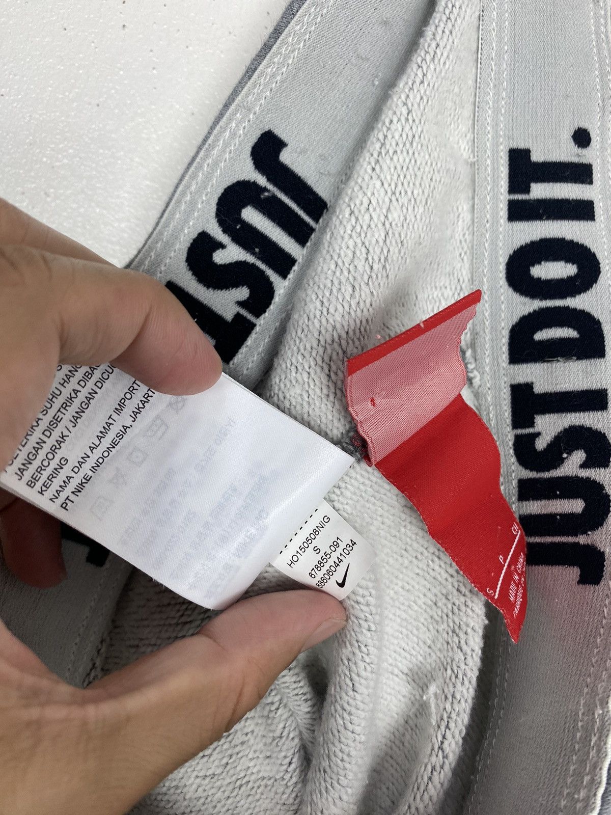 Nike Rare‼️ Nike Sweatpants Big Logo Size US 27 - 9 Thumbnail
