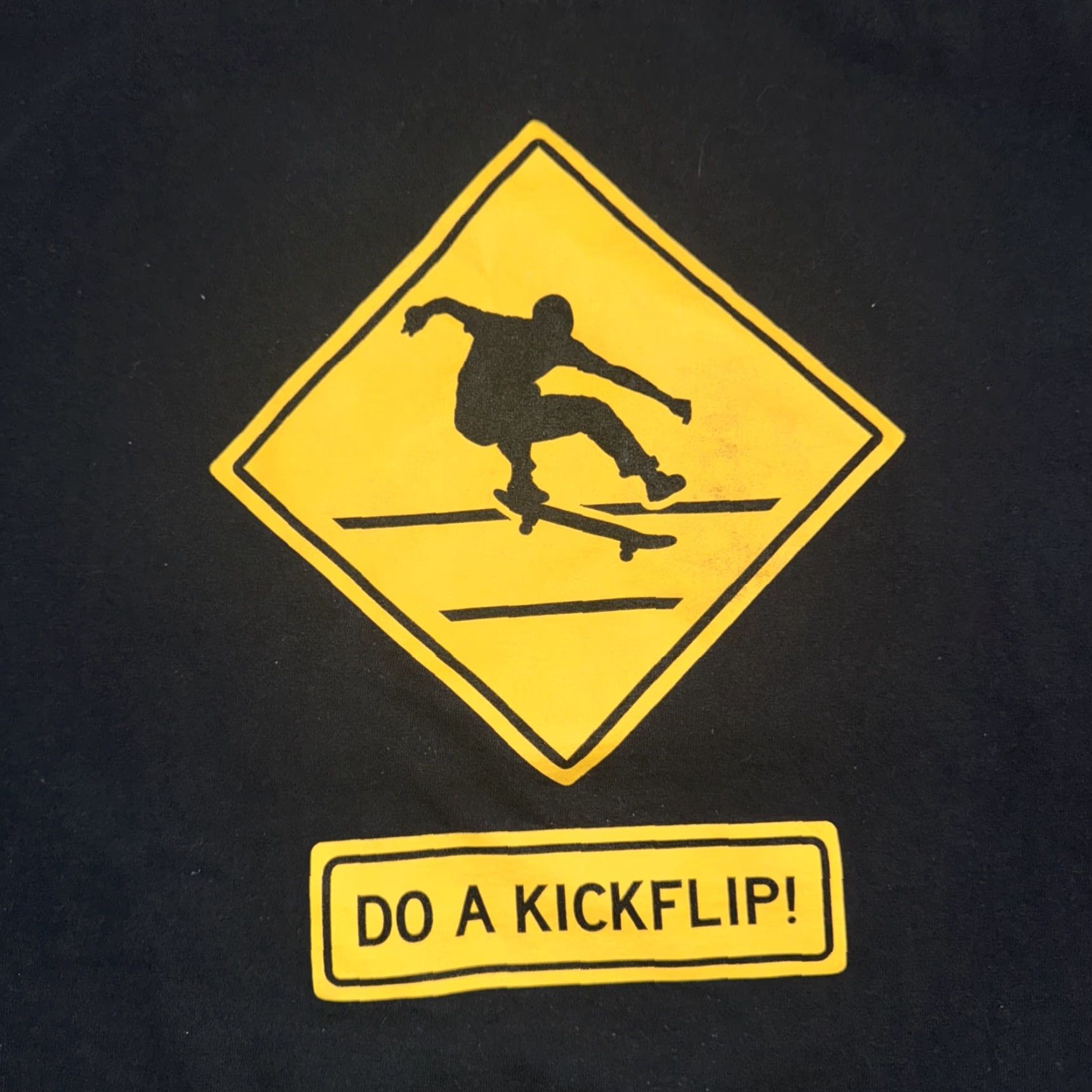 Vintage VINTAGE The Berrics “Do A Kickflip” T-Shirt Black XL Mens Regular T-Shirt Black XL Men Size US XL / EU 56 / 4 - 2 Thumbnail