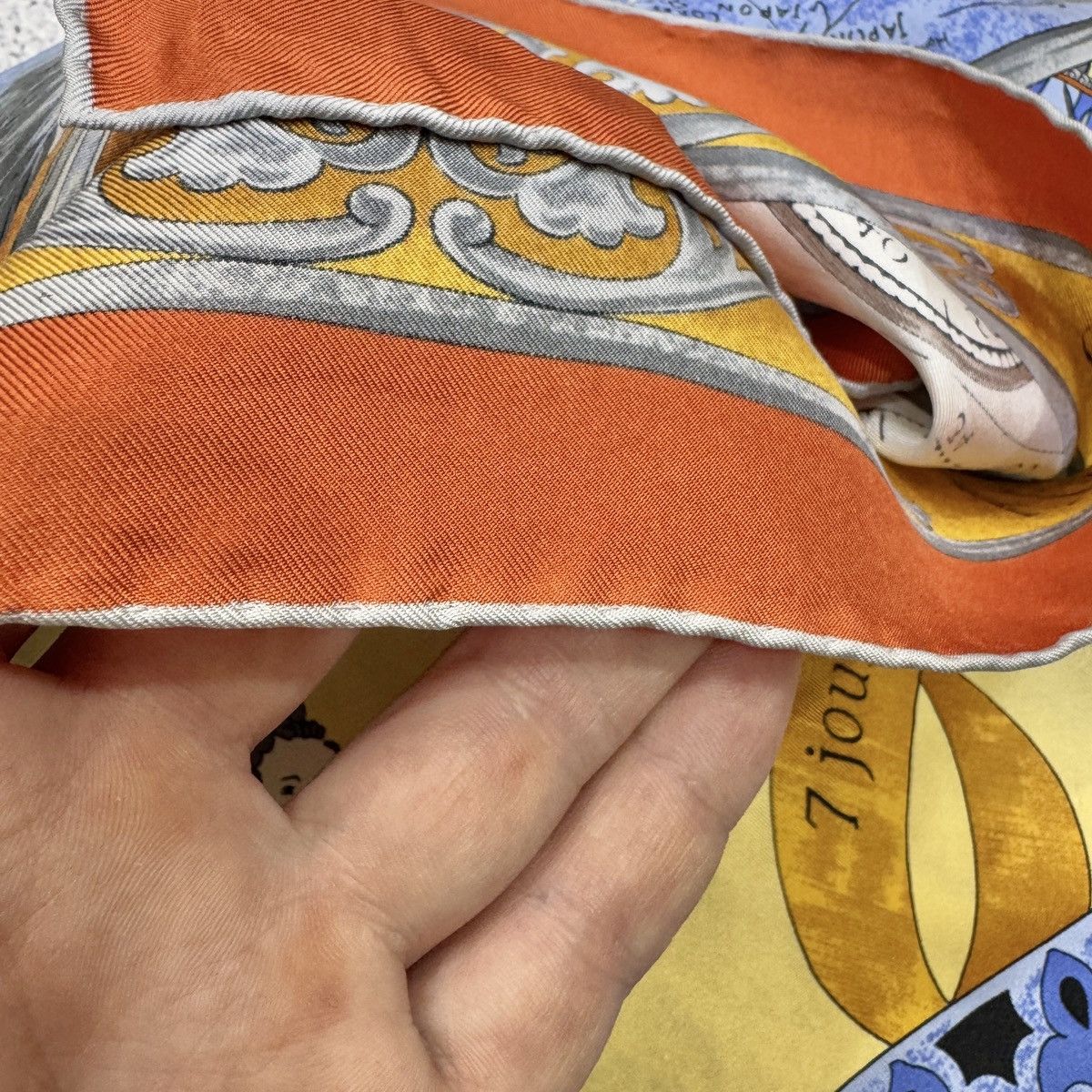 Vintage Vintage Andre Claude Canova France Silk Scarf Size ONE SIZE - 9 Thumbnail