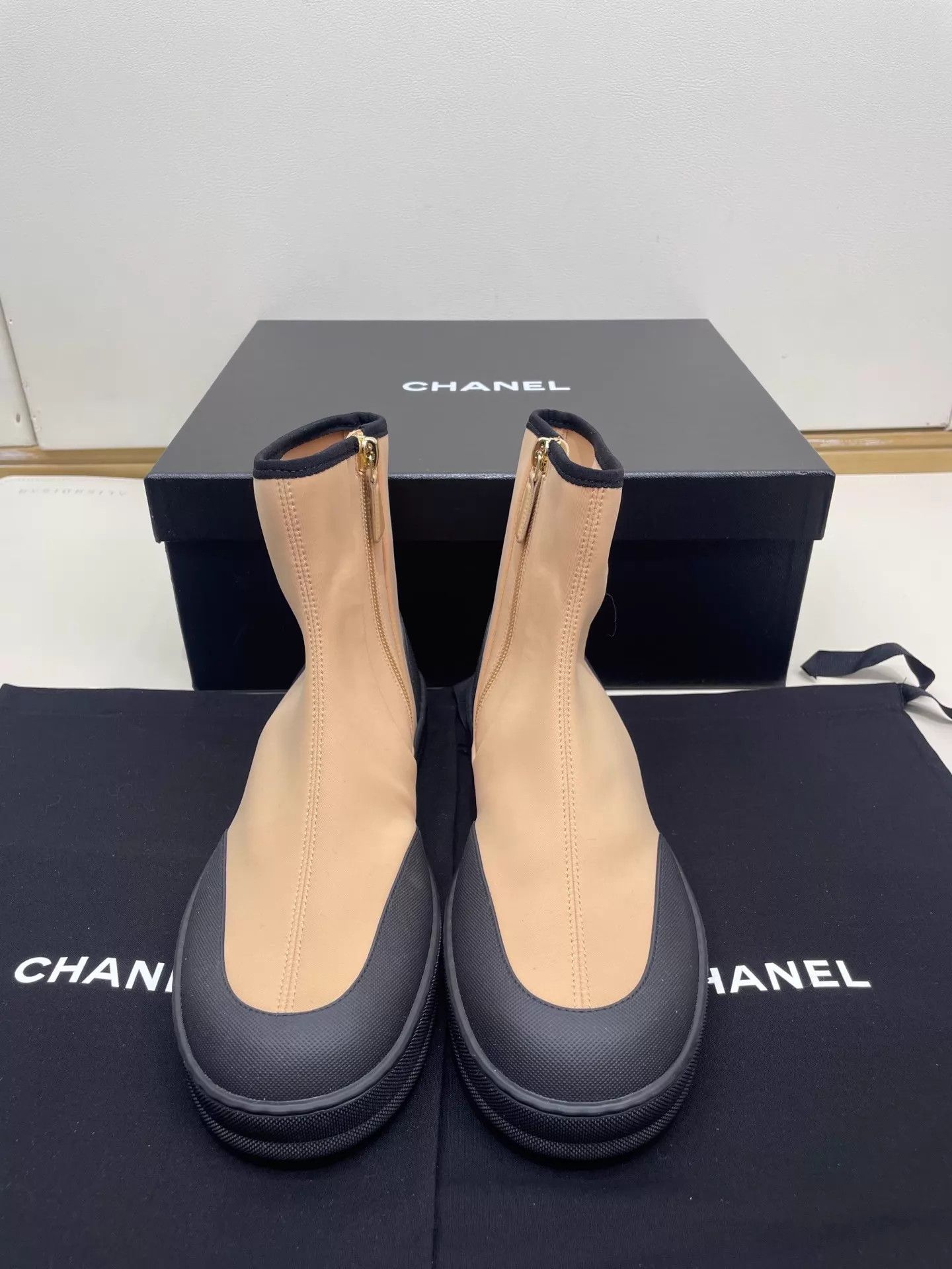 Chanel Chanel 26M Beach Short Boots 37 Like New Size US 6.5 / IT 36.5 - 1 Thumbnail