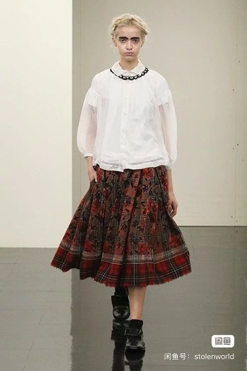 Comme des Garcons Comme Des Garcons Rose bow skirt Size S / US 4 / IT 40 - 7 Thumbnail