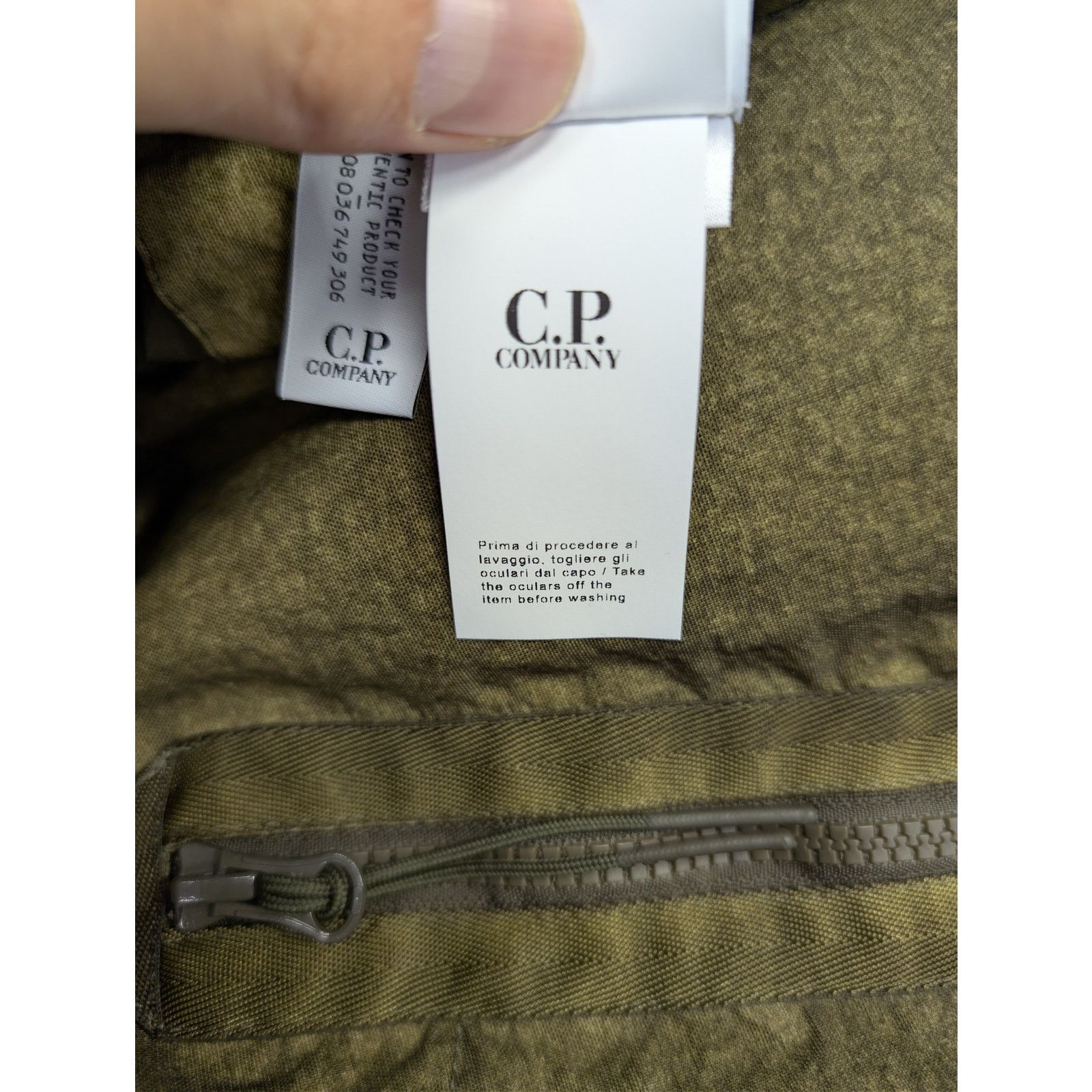 C.P. Company o1rshd1 Co-Ted Goggle down jacket in olive green Size US S / EU 44-46 / 1 - 22 Thumbnail