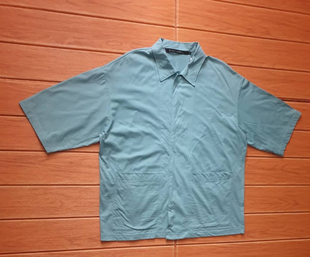 Nicole Club Niko and ... Japanese brand short sleeve shirt Size M / US 6-8 / IT 42-44 - 5 Thumbnail