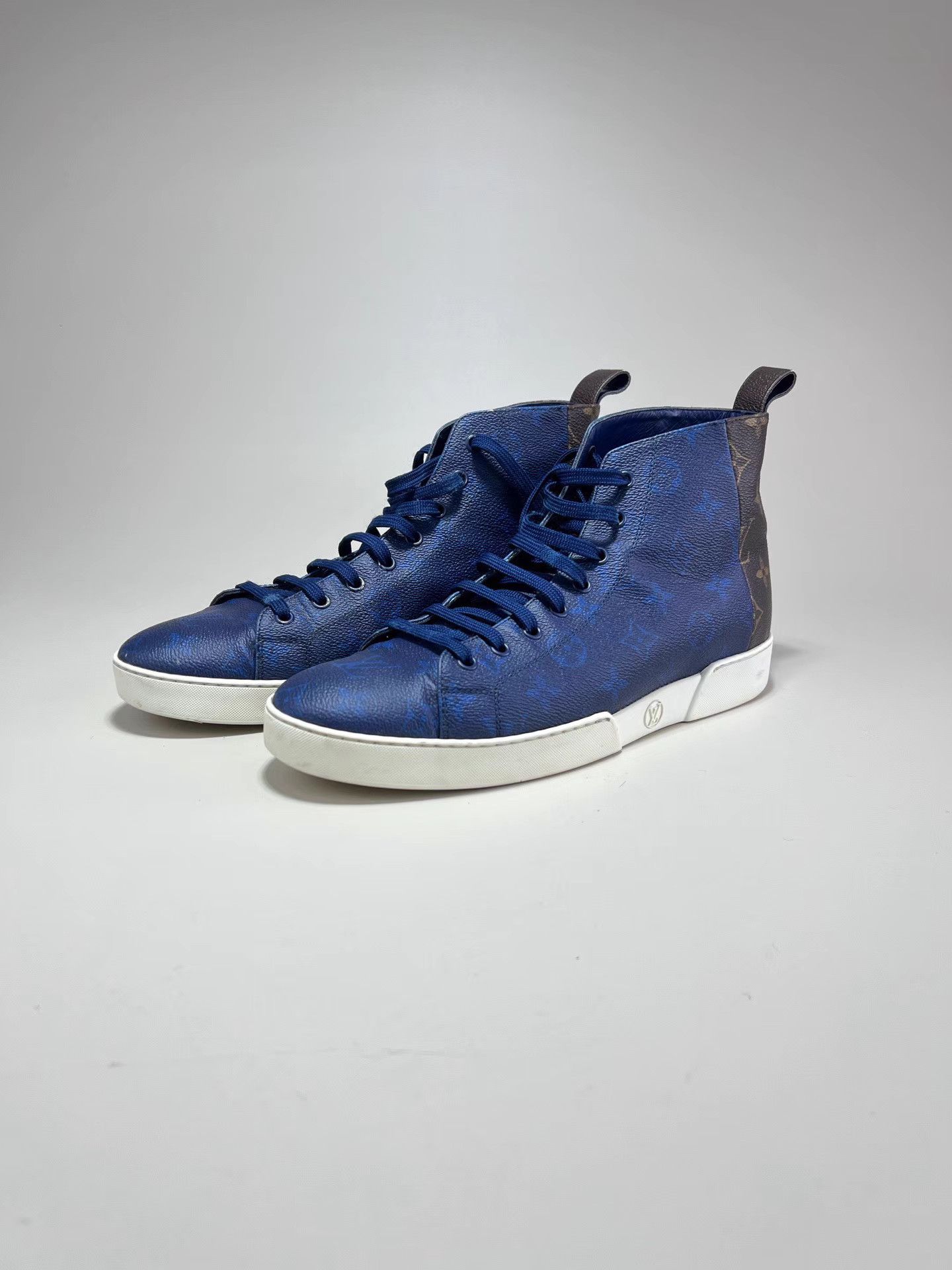 Louis Vuitton LOUIS VUITTON Blue & Brown Monogram High-Top Sneakers Size US 9 / EU 42 - 1 Thumbnail