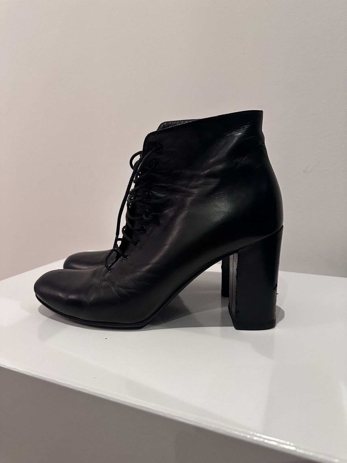 Saint Laurent Paris Saint Laurent Paris “Babies” 90 Leather Lace-Up Boots IT 39 Size US 9 / IT 39 - 2 Thumbnail