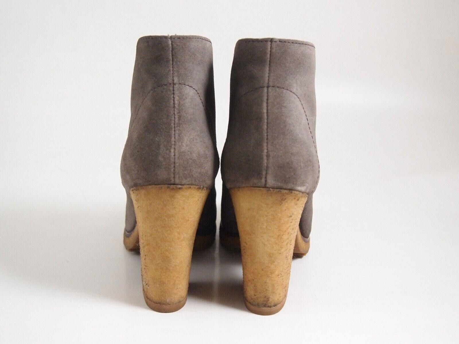 Prada Prada High Heel Ankle Boots Gray Suede US 37.5 EU 7.5 $720 Size US 7.5 / IT 37.5 - 5 Thumbnail