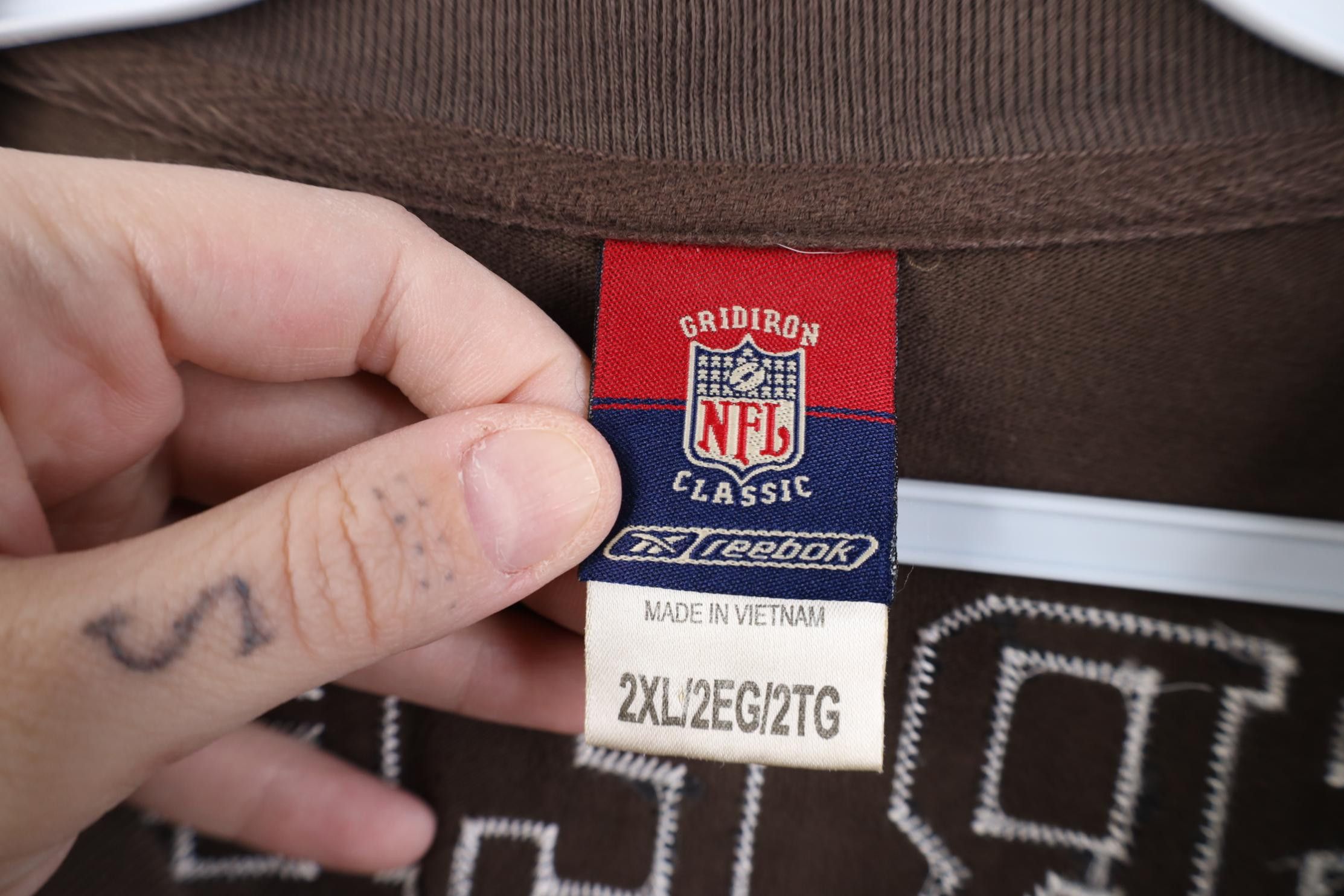 Reebok Vintage Reebok Cleveland Browns Football Jersey T-Shirt Size US XXL / EU 58 / 5 - 10 Thumbnail
