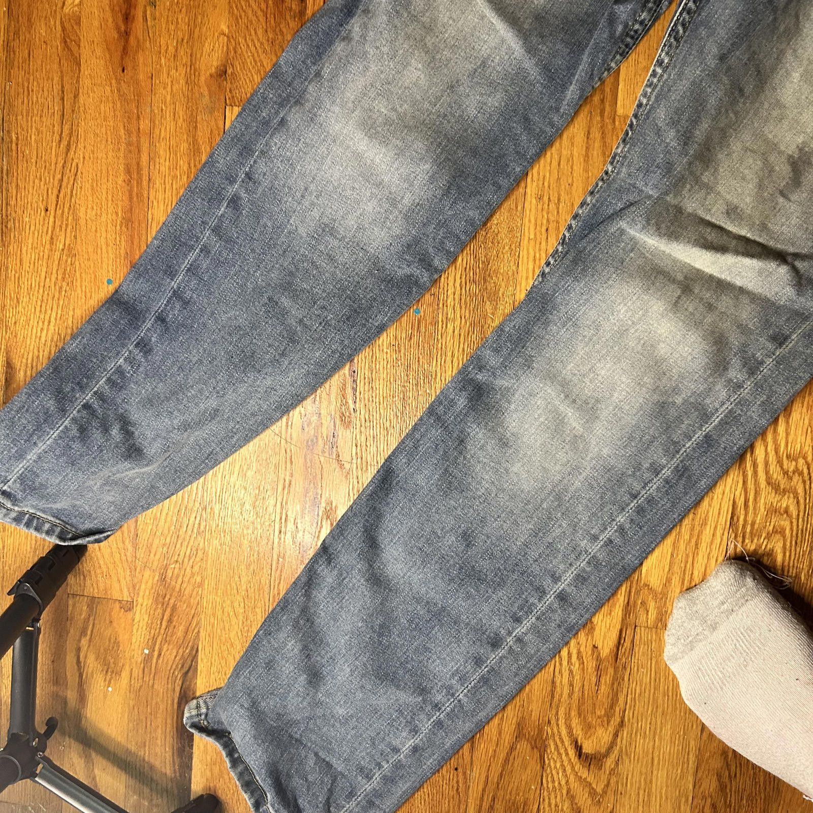 Levi's Classic Men's Denim Levis 513 Jeans - The Perfect Look Size US 31 - 3 Thumbnail