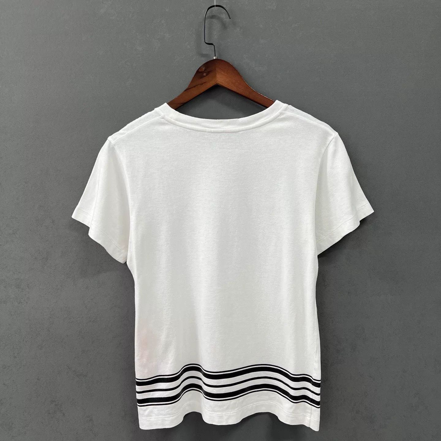 Louis Vuitton Louis Vuitton White Chain Stripe Short Sleeve 99 New Size S / US 4 / IT 40 - 2 Thumbnail