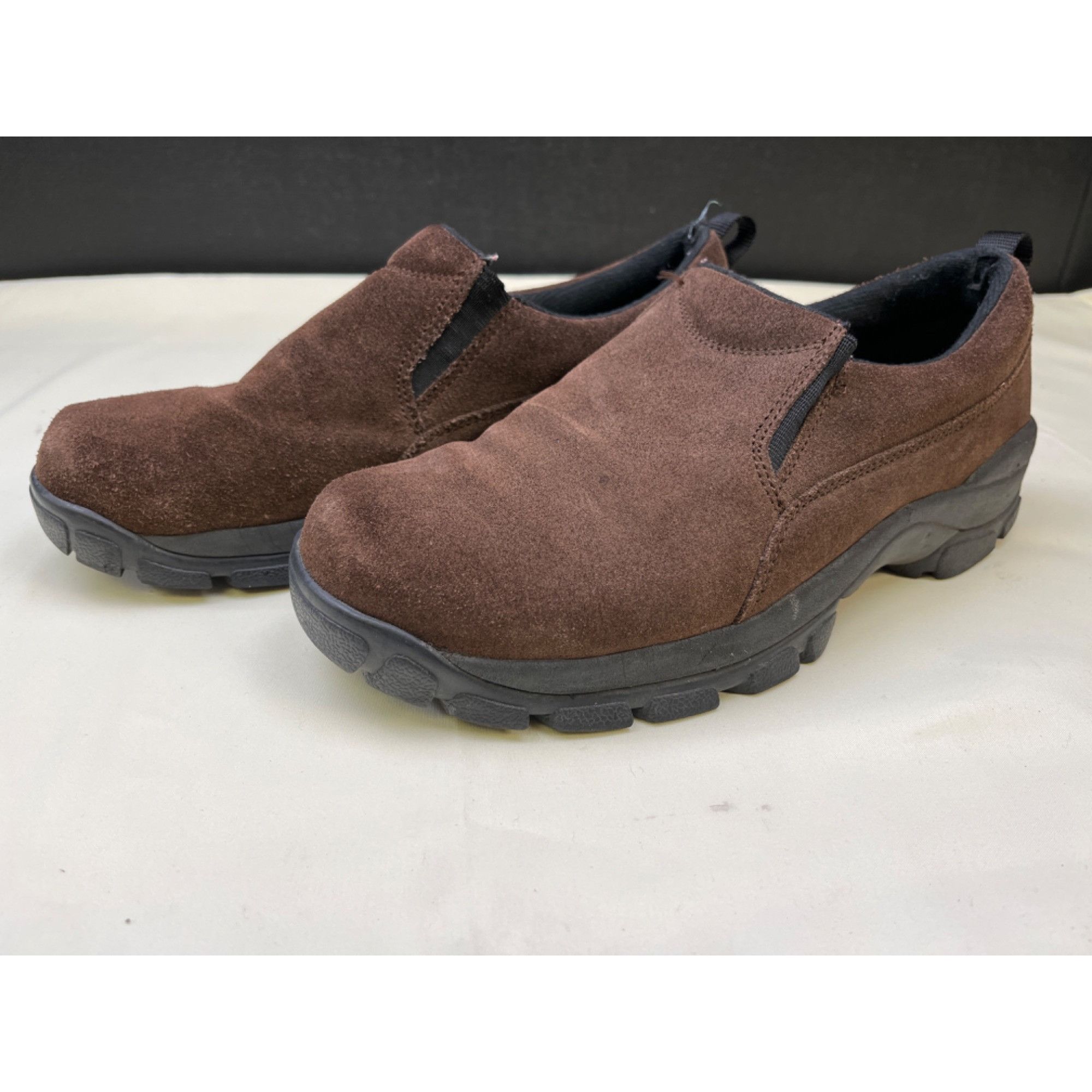 Other Land's End Men's Brown Suede Slip On Shoes Size9 SKU 5576 Size US 9 / EU 42 - 2 Thumbnail