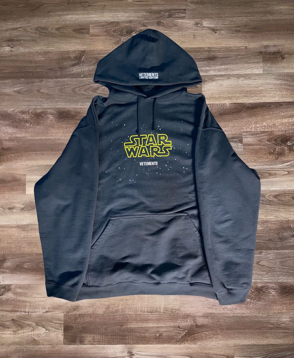 Vetements FW18 Metal Logo Hoodie – Justin Reed