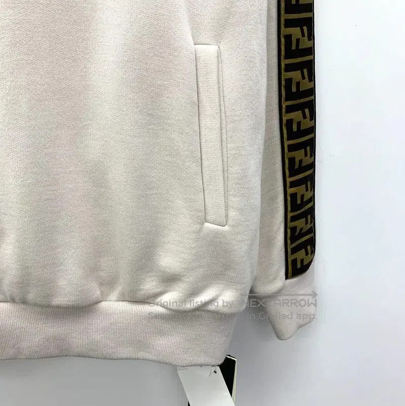 Fendi Fendi Beige Wool Women's Hoodie . Size L / US 10 / IT 46 - 4 Thumbnail