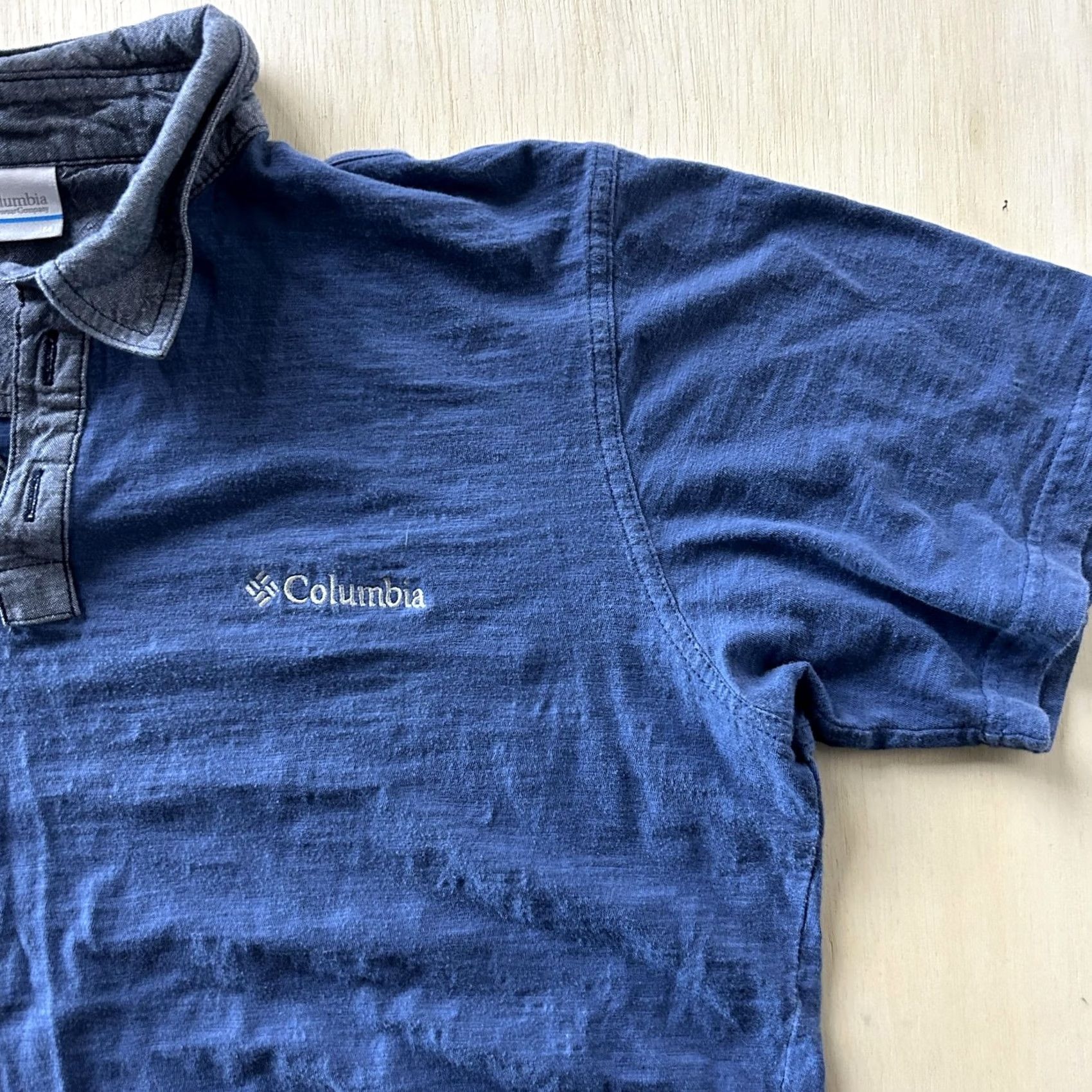 Vintage Columbia Polo Shirt Mens Medium Blue Chambray Collar Cotton Short Sleeve Casual Polo Shirt Mens M Blue Chambray Collar Cotton Short Sleeve Casual Size US M / EU 48-50 / 2 - 2 Thumbnail
