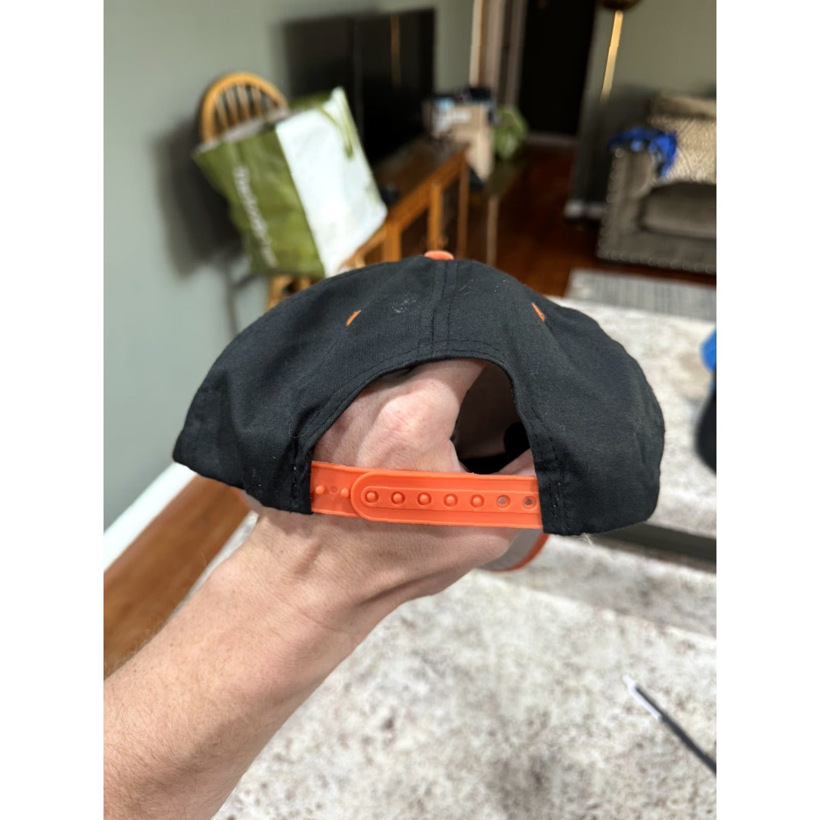 Logo 7 VINTAGE Philadelphia Flyers Logo 7 SnapBack Hat Cap NHL Hockey Sports Twill Men One Size Black Cap 90s Sports Adjustable Stains Fade Size ONE SIZE - 2 Thumbnail