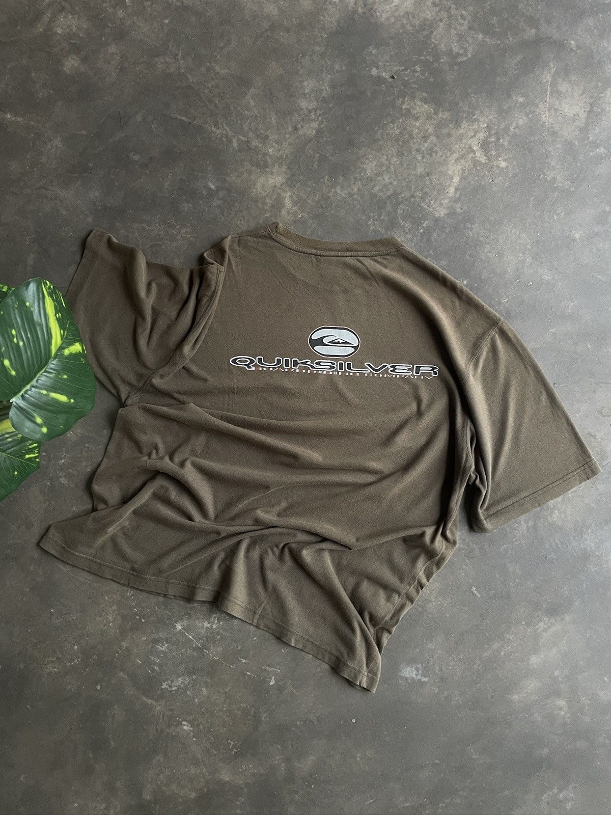 Quiksilver Vintage Y2k Quiksiilver Surf Skate T Shirt L fit XL Size US L / EU 52-54 / 3 - 1 Thumbnail