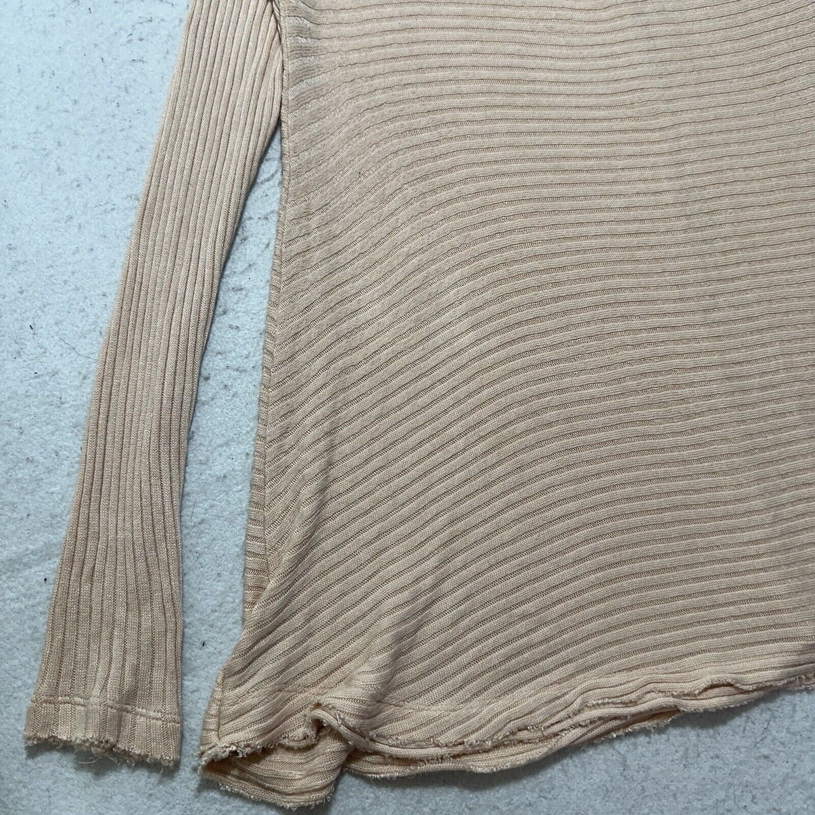Free People We the Free People Small Cowl Neck Open Knit Pink Sweater Size S / US 4 / IT 40 - 7 Thumbnail