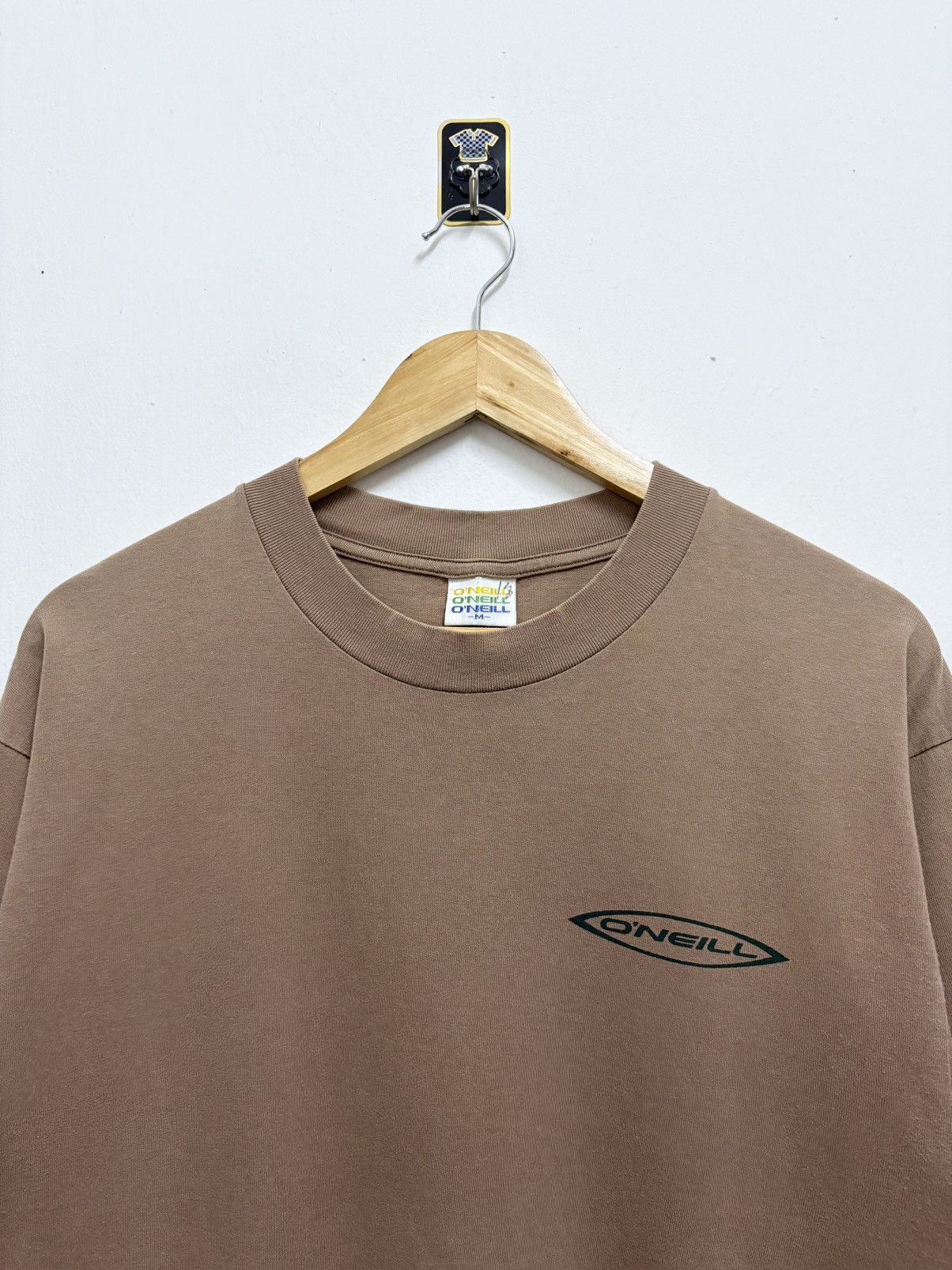 O'Neill Vintage 90's O'Neill Surfwear Black Hole Sun Brown T-Shirt Size US M / EU 48-50 / 2 - 4 Thumbnail