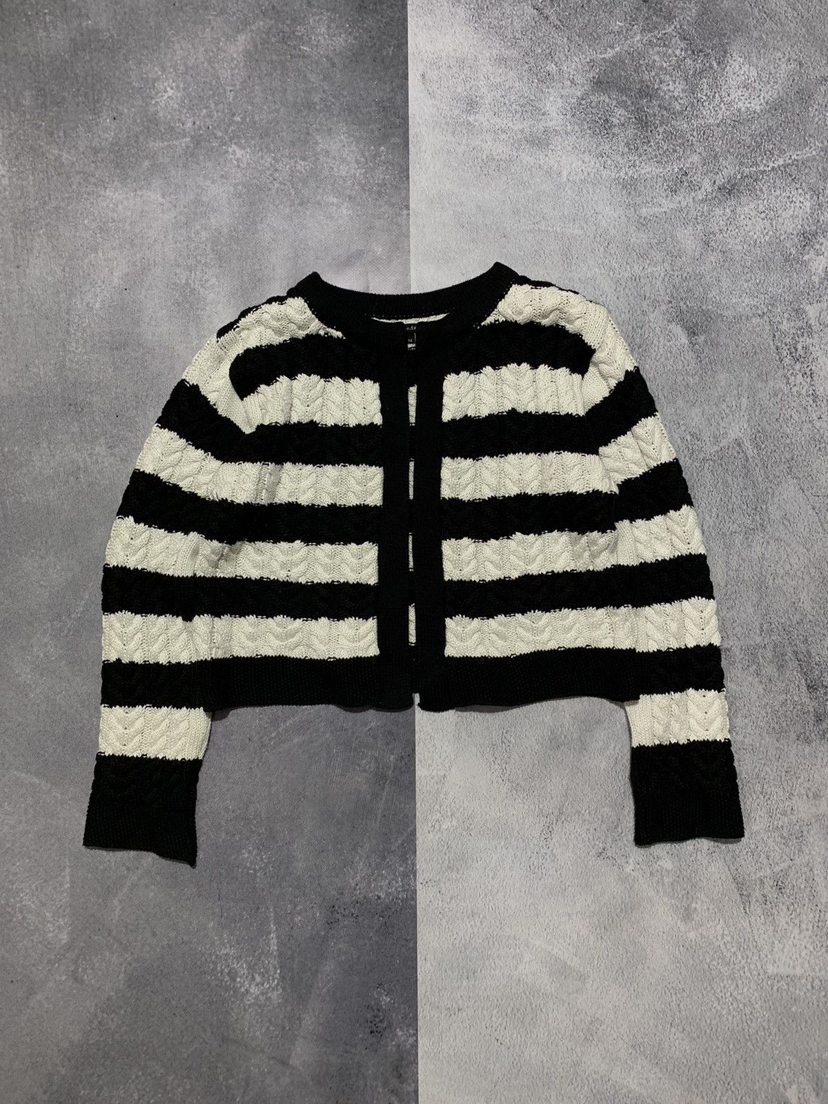 Japanese Brand × Vintage Vintage Y2K cropped stripped knitwear cardigan size L Size L / US 10 / IT 46 - 1 Thumbnail
