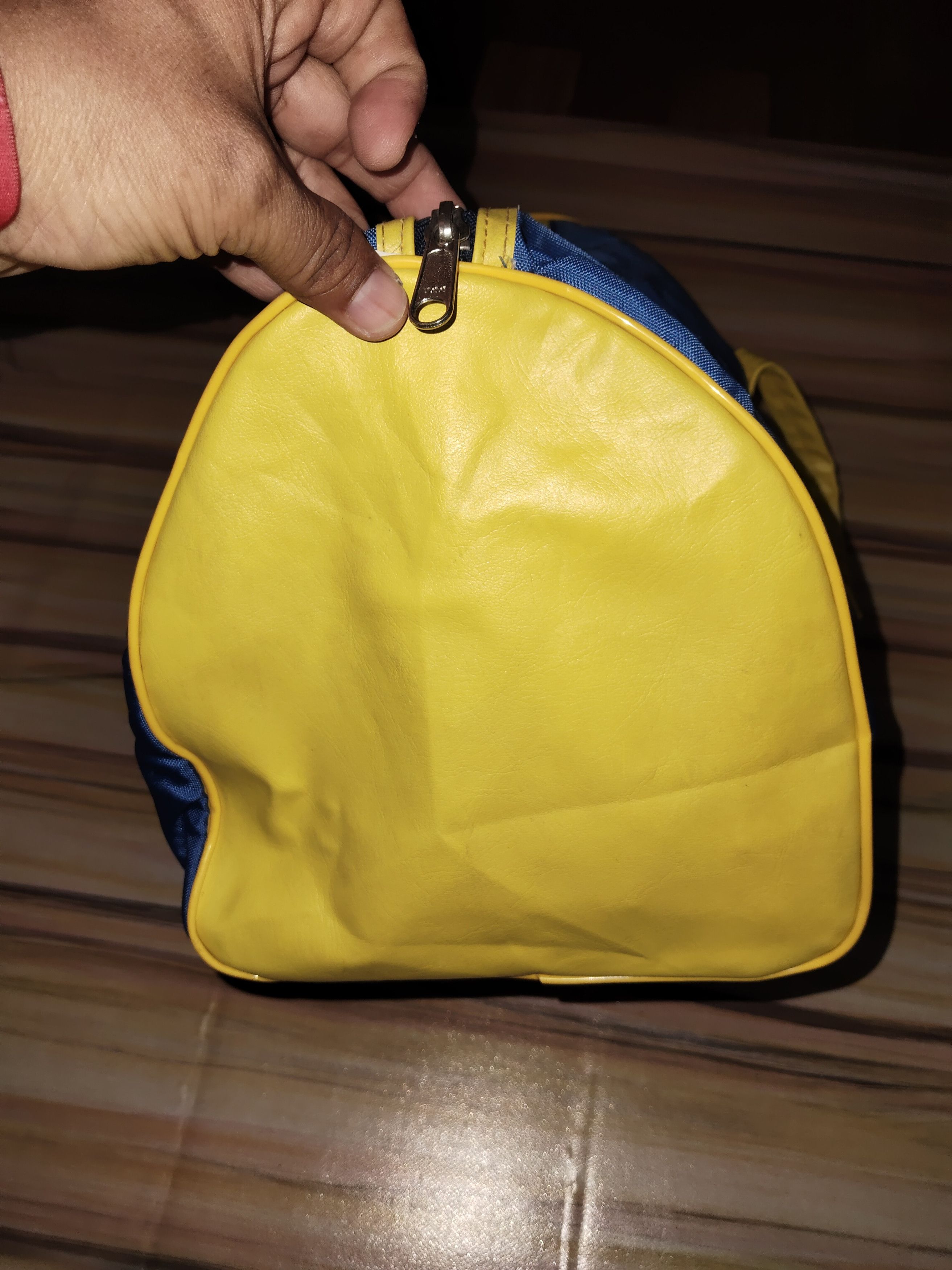 Vintage Vintage ISUZU Duffle Bag Size ONE SIZE - 4 Thumbnail
