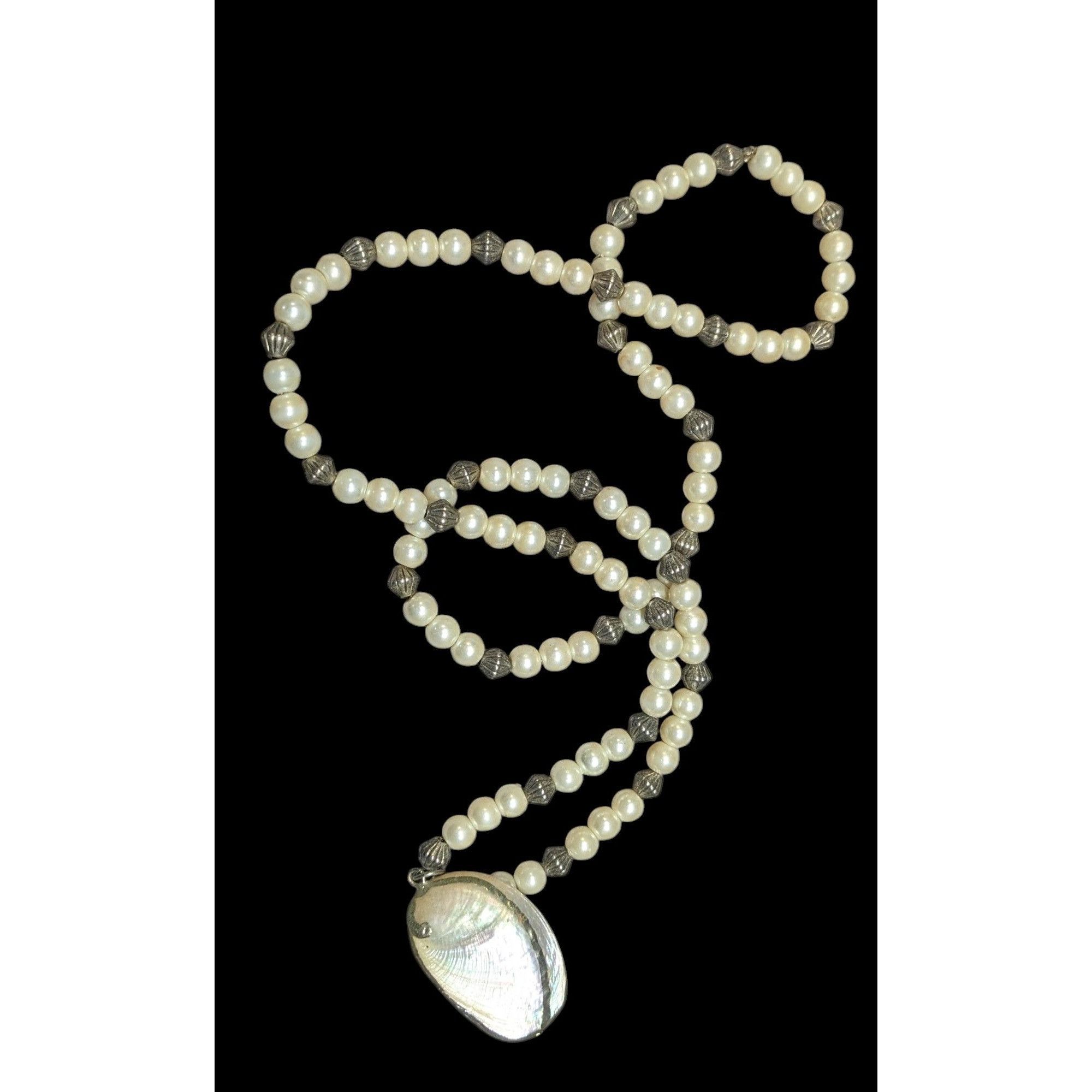 Other Vintage Mermaidcore Faux Pearl Silver Tone And Real Shell Pe Size ONE SIZE - 1 Thumbnail