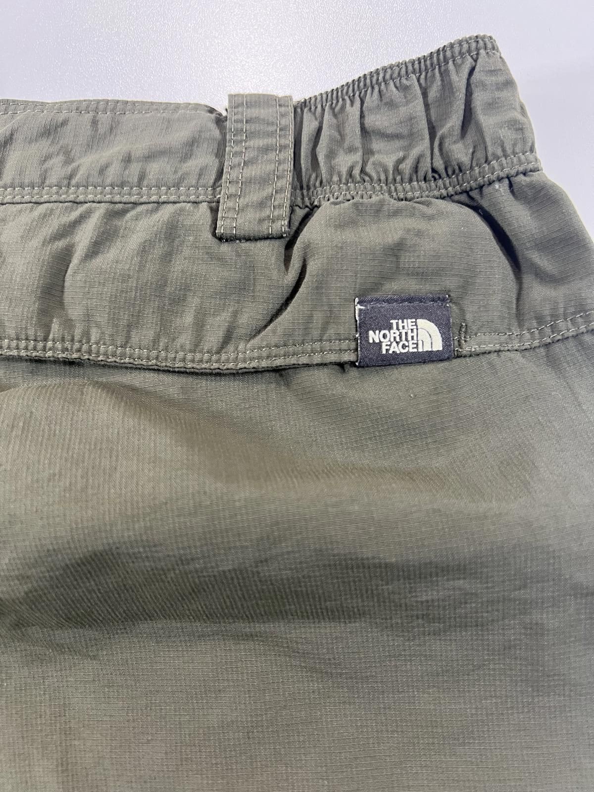 The North Face The North Face Men's Olive Green Cargo Shorts L Size US 34 / EU 50 - 11 Thumbnail
