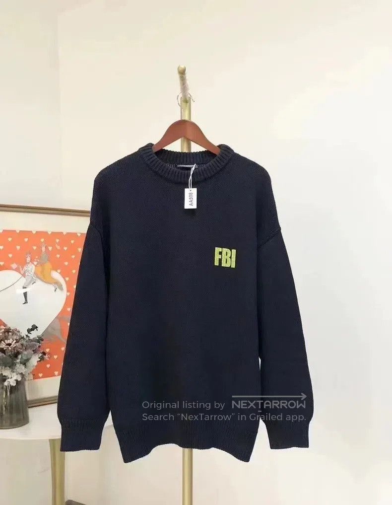 Balenciaga Balenciaga Loose Knit Sweater Size US S / EU 44-46 / 1 - 1 Thumbnail
