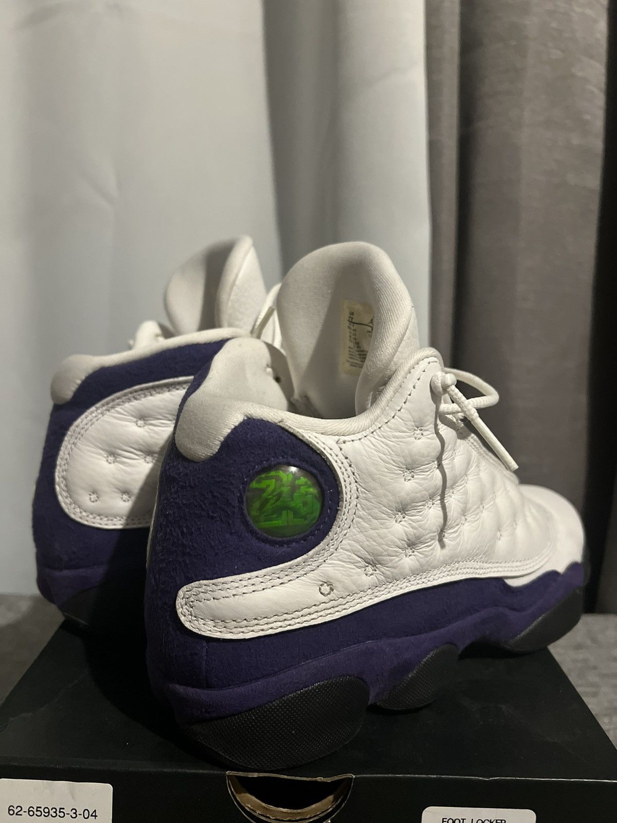 Nike Air Jordan 13 “Lakers”, Sz 7Y Size US 7 / EU 40 - 3 Thumbnail