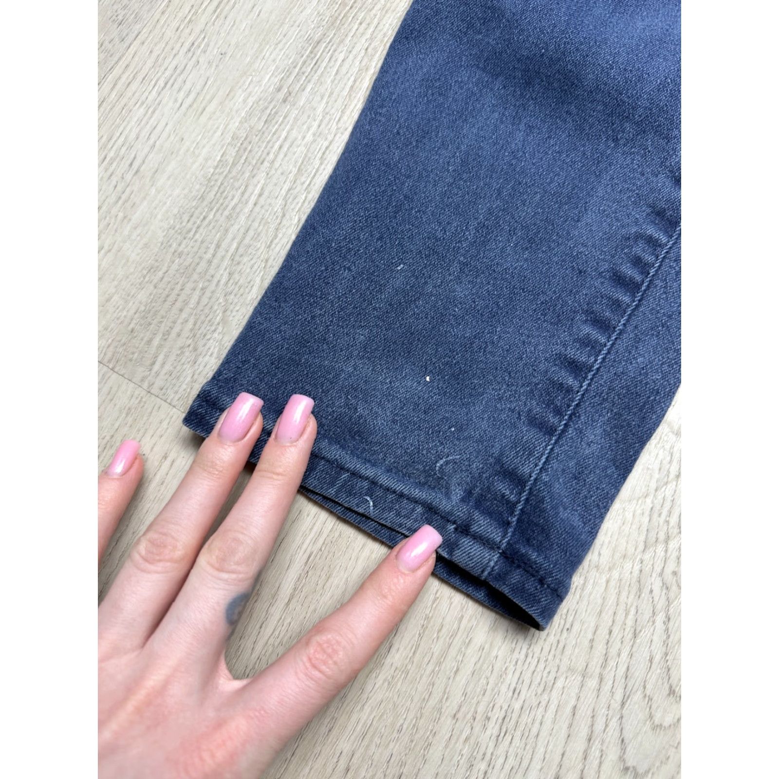 Versace Jeans Couture Versace Jeans Couture 90s Vintage Distressed Denim Pants Size 31 Men Jeans Blue 31 32 Inseam 105 cm 77 cm Size US 31 - 7 Thumbnail