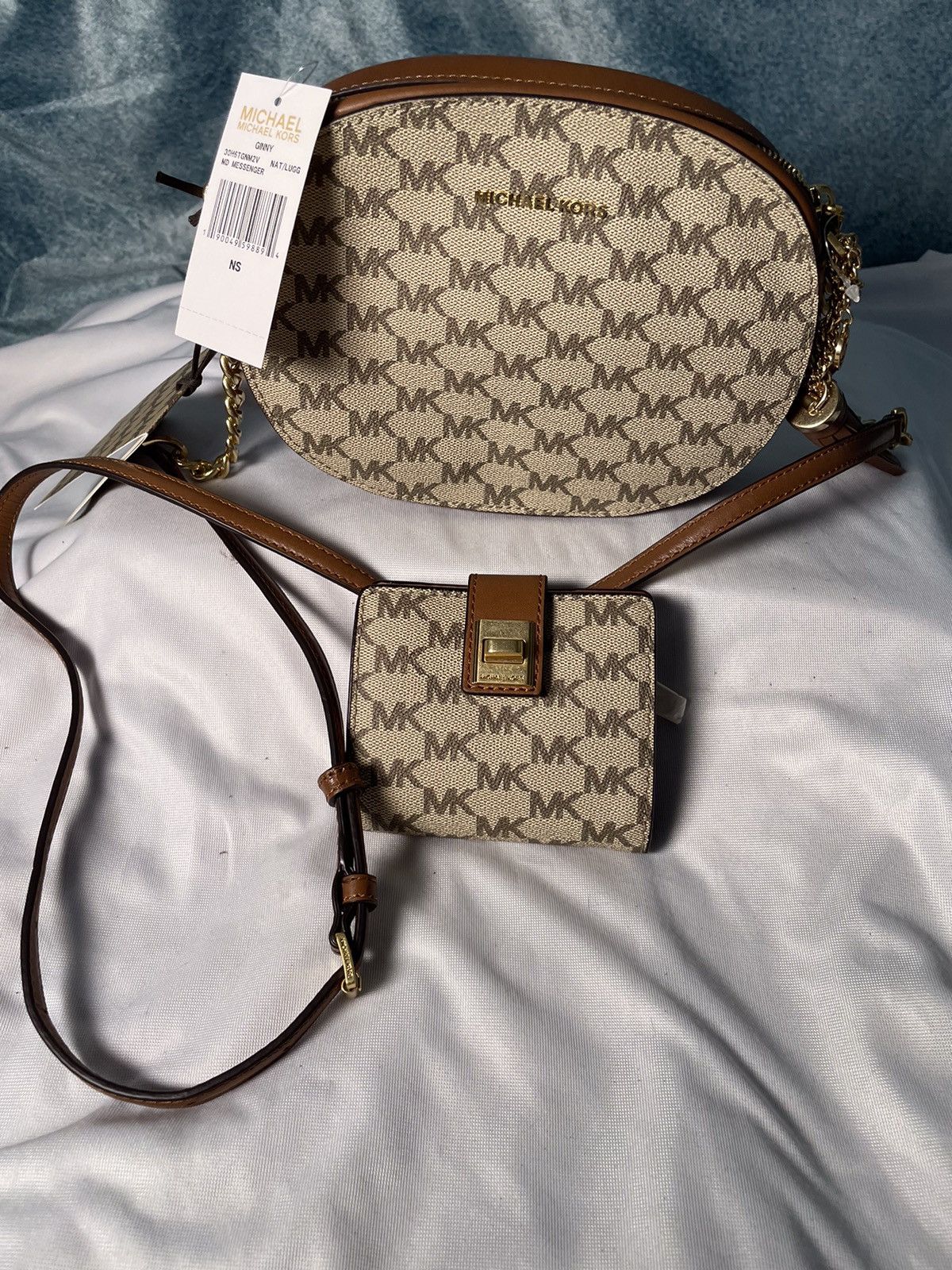 Michael Kors Michael Kors Brown Messenger Bag Size ONE SIZE - 5 Thumbnail