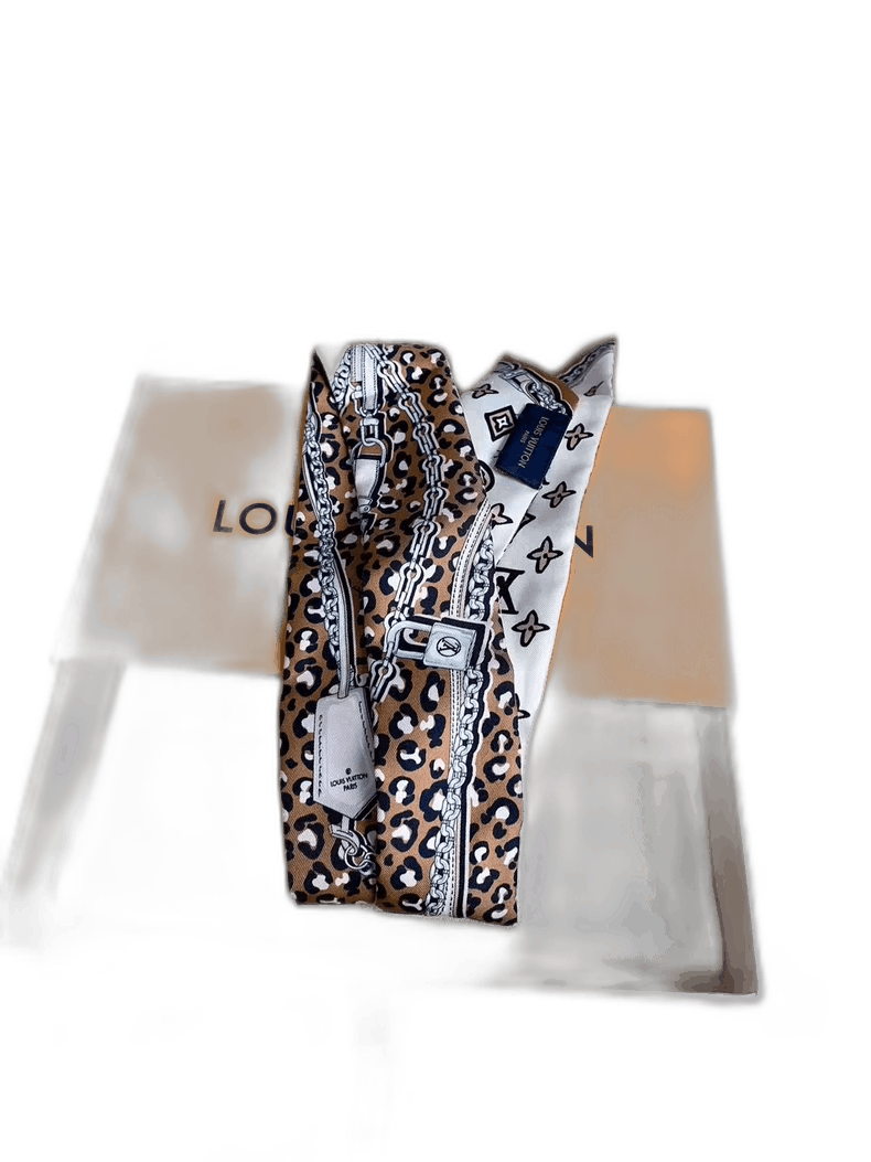 Louis Vuitton Louis Vuitton Silk Scarf for Hair and Bags Size ONE SIZE - 1 Thumbnail