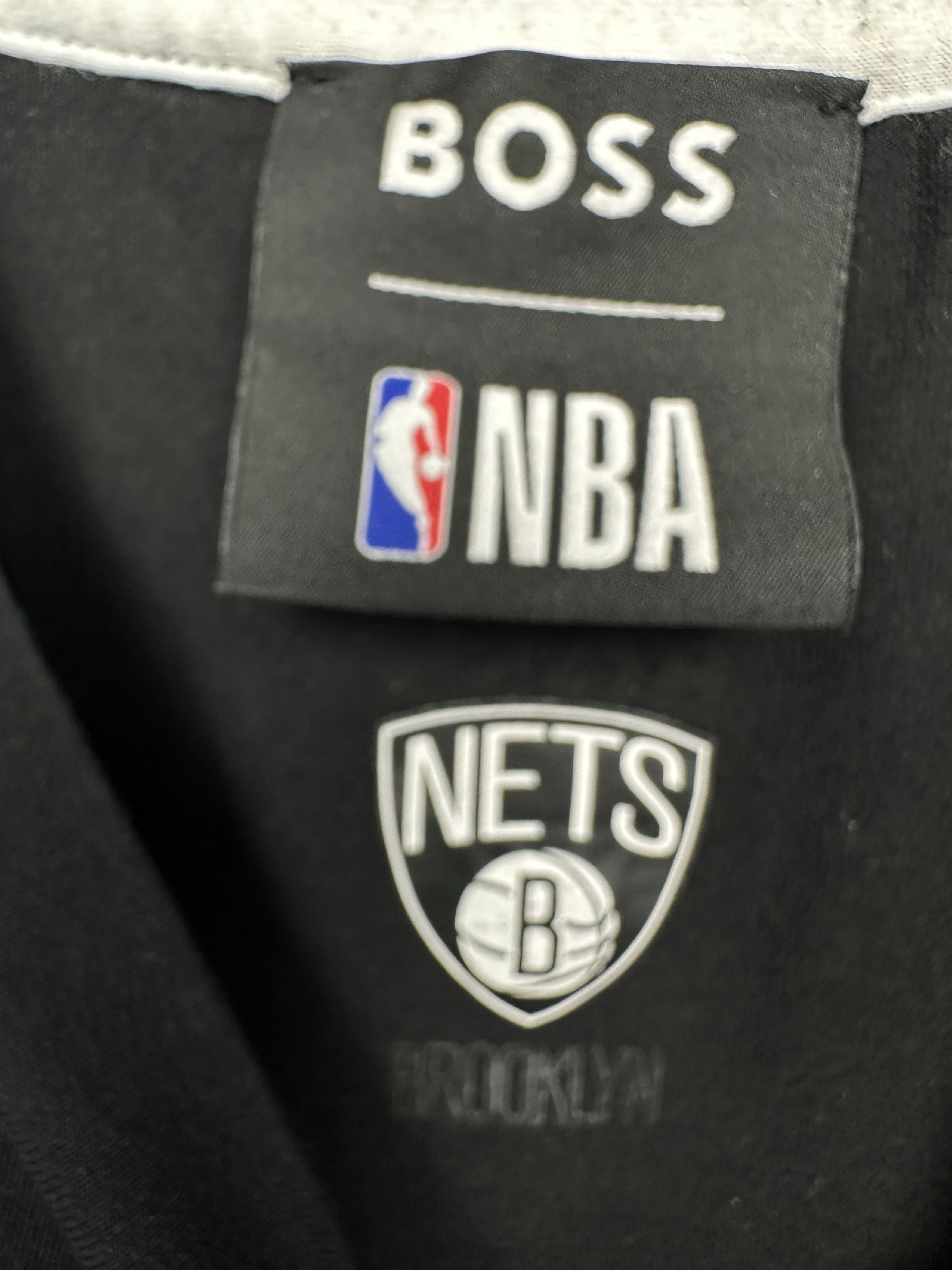 Hugo Boss Hugo Boss NBA Brooklyn Nets Mens T-Shirt Size US XL / EU 56 / 4 - 7 Thumbnail