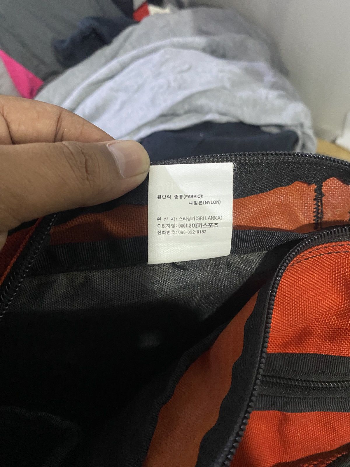Nike Vintage Nike ACG Waist Bag /porch Bag Red Navy Mesh Pocket Size ONE SIZE - 16 Thumbnail
