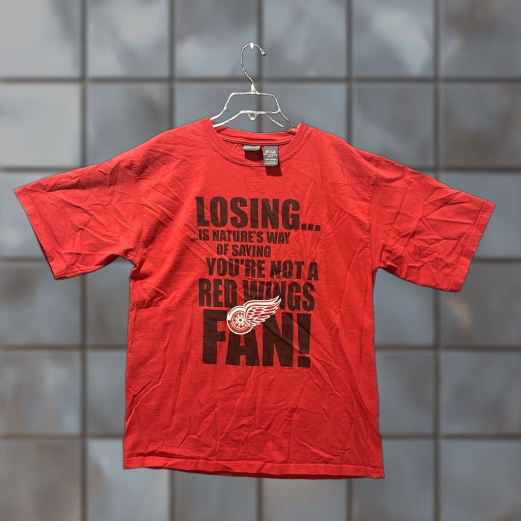 Vintage Active T-Shirt Mens Large L Red Losing Is Nature’s Way Of Saying You’re Not A Red Wings Fan Mens Red Wings Fan T-Shirt Mens Large L Size US L / EU 52-54 / 3 - 1 Thumbnail