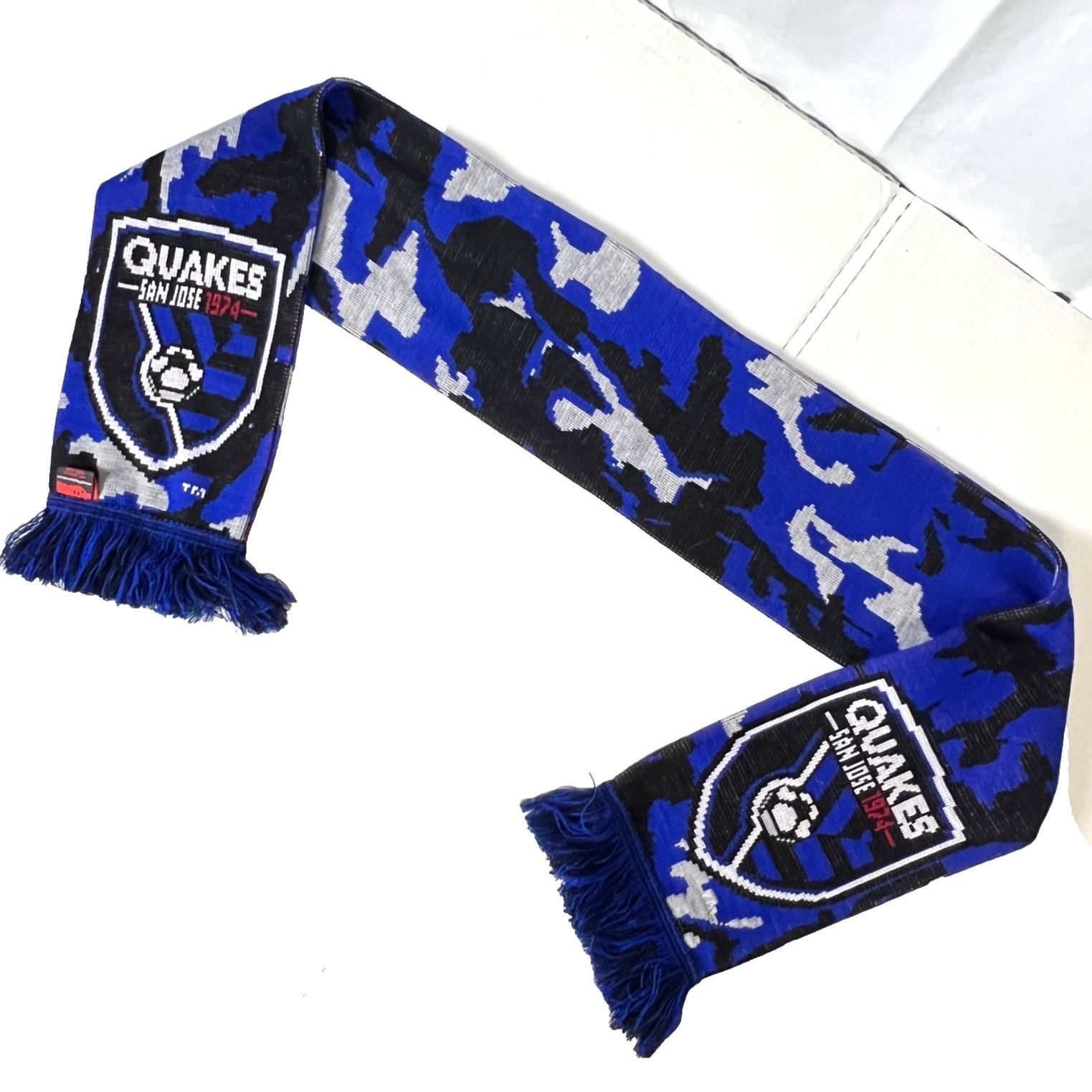 Other San Jose Earthquakes Reversible Camo Scarf 1974 Ruffneck UK Size ONE SIZE - 3 Thumbnail