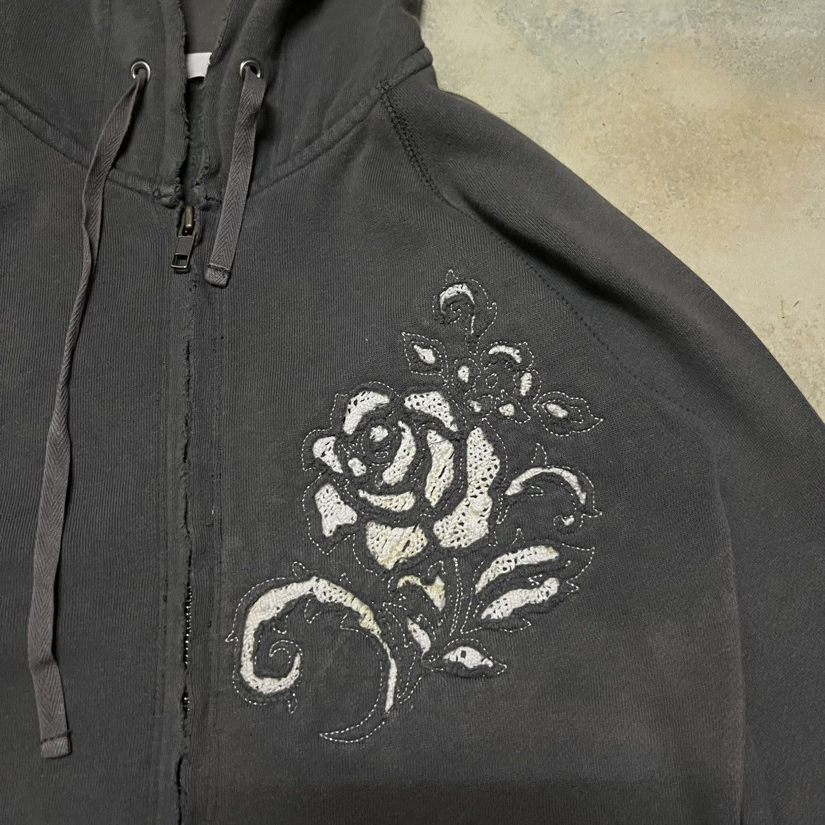 Japanese Brand Japanese Brand Rose Embroidery Sweater Size US M / EU 48-50 / 2 - 5 Thumbnail