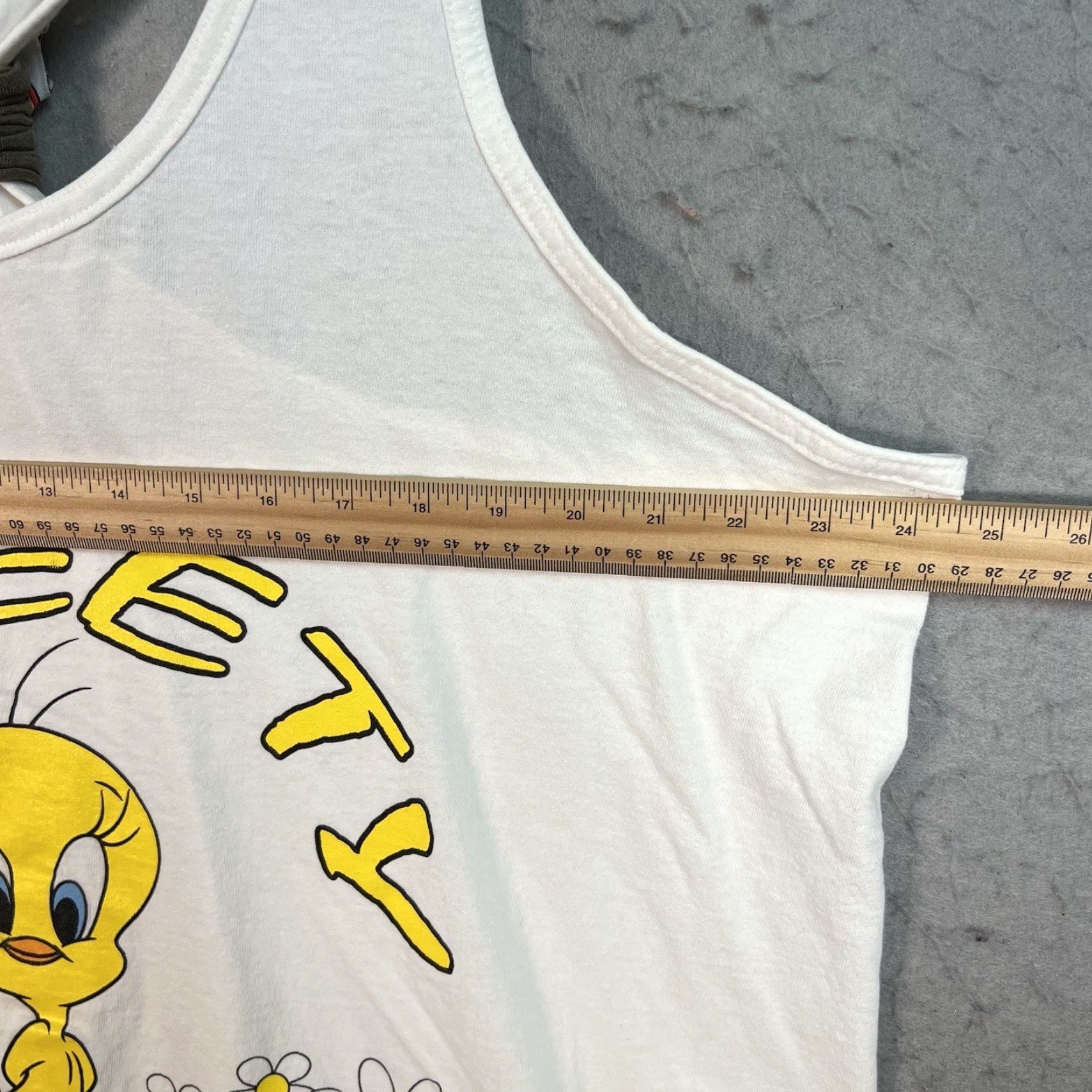 Vintage VINTAGE Looney Tunes Tweety Bird Tank Top Shirt Womens One Size White 90s Concert Theme Mens/Womens Size ONE SIZE - 2 Thumbnail