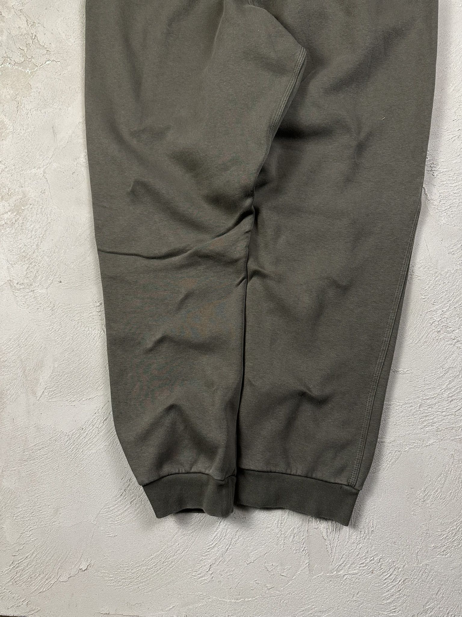 Nike 00s Vintage Nike Swoosh Casual Sweatpants Size US 38 / EU 54 - 7 Thumbnail