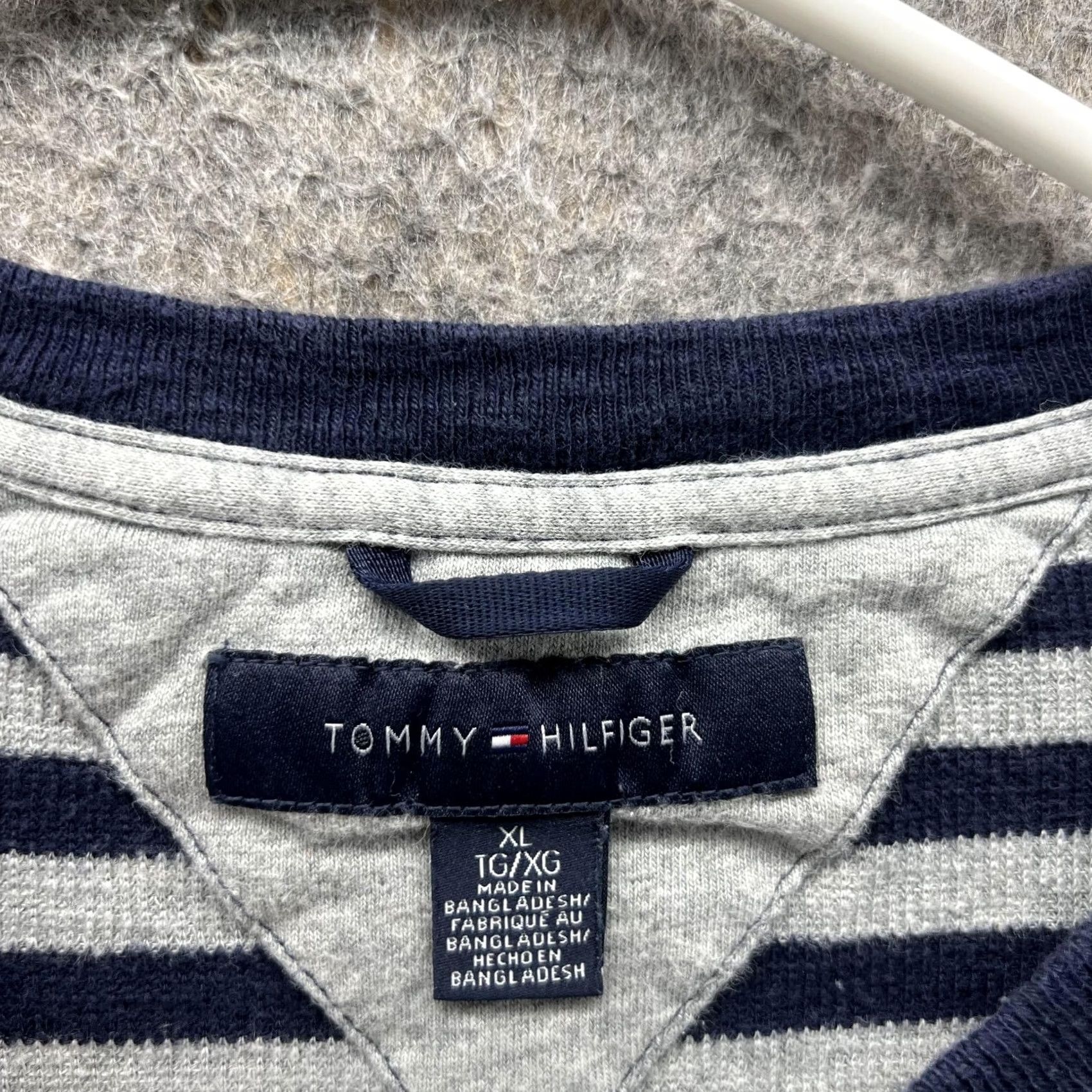 Tommy Hilfiger Tommy Hilfiger Sweater Men XL Blue Gray Striped Pullover Crew Neck Knit Shirt/Men’s Regular Fit Sweatshirt Size US XL / EU 56 / 4 - 4 Thumbnail