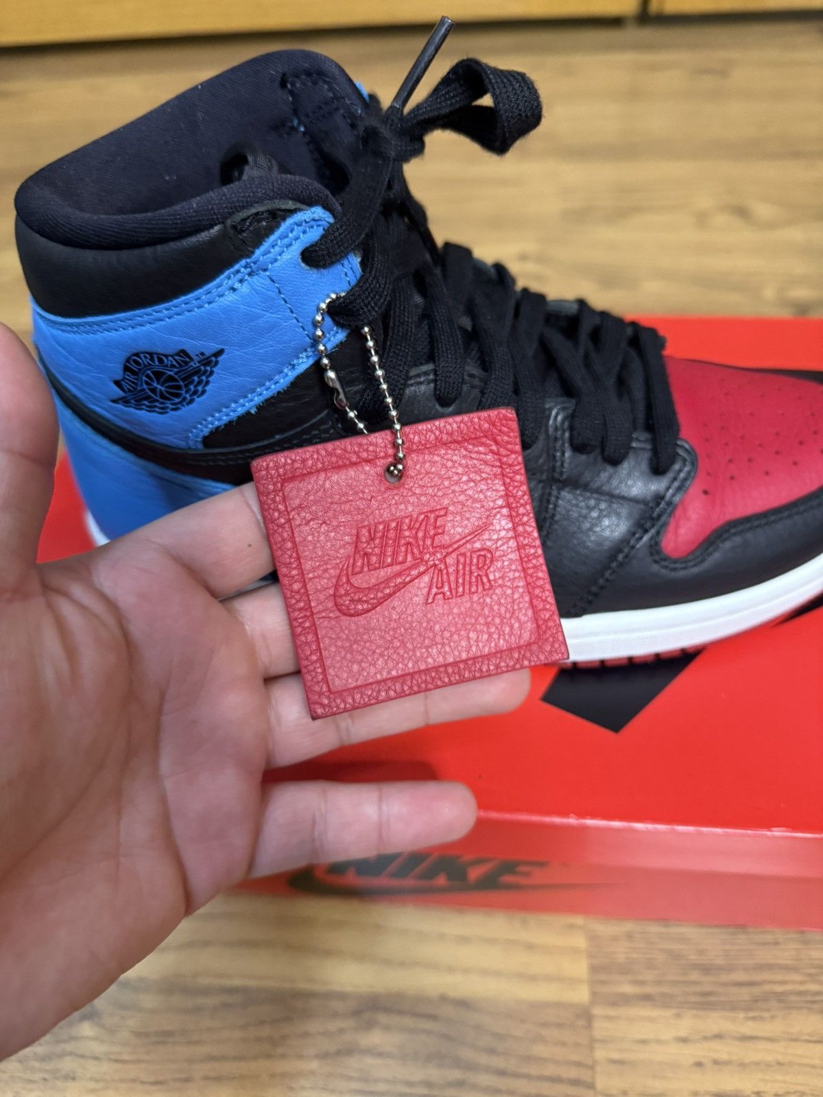 Jordan Brand Air Jordan 1 “UNC TO CHI” Size 5.5y Size US 5.5 / EU 38 - 8 Thumbnail