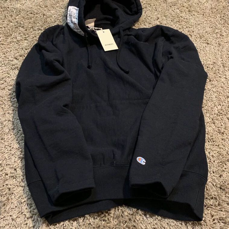Vetements Vetements Black Ripped Hoodie XS Size Size US XS / EU 42 / 0 - 1 Thumbnail