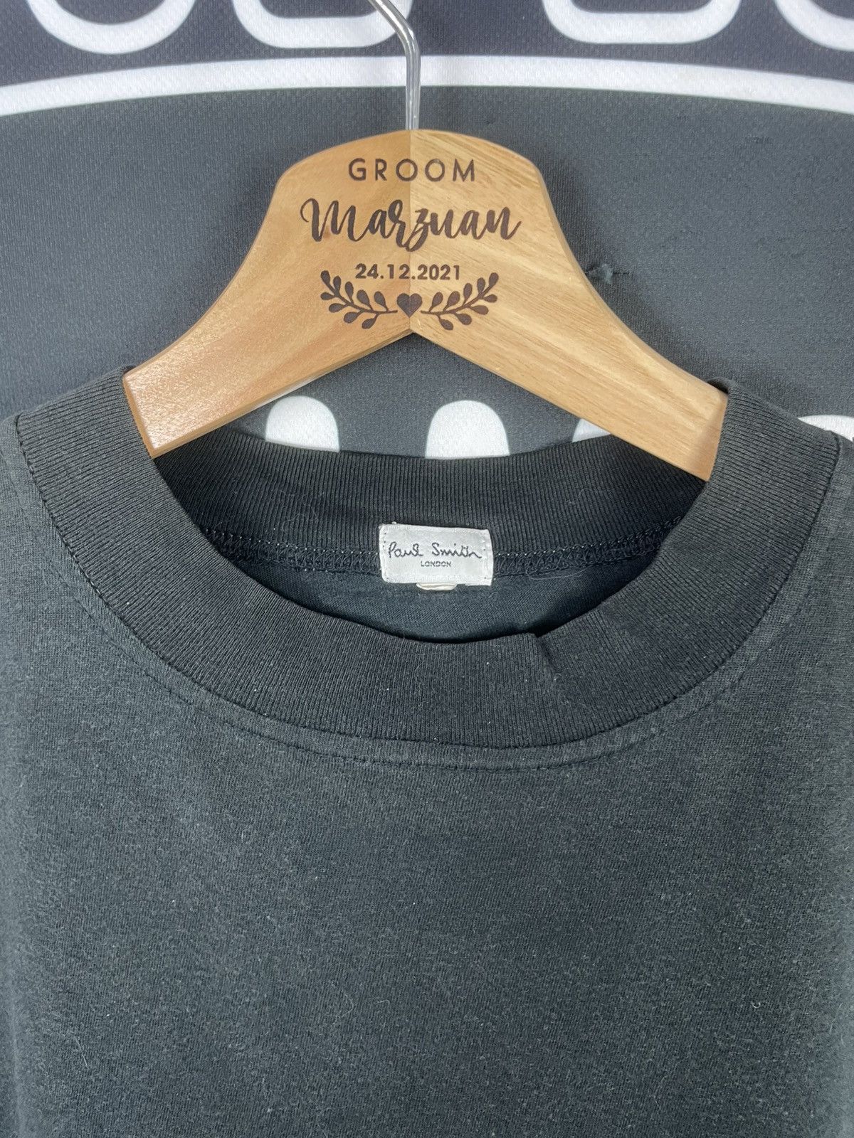 Paul Smith Vintage 90s Paul Smith Single Stitch backhit graphic Tee Size US L / EU 52-54 / 3 - 5 Thumbnail